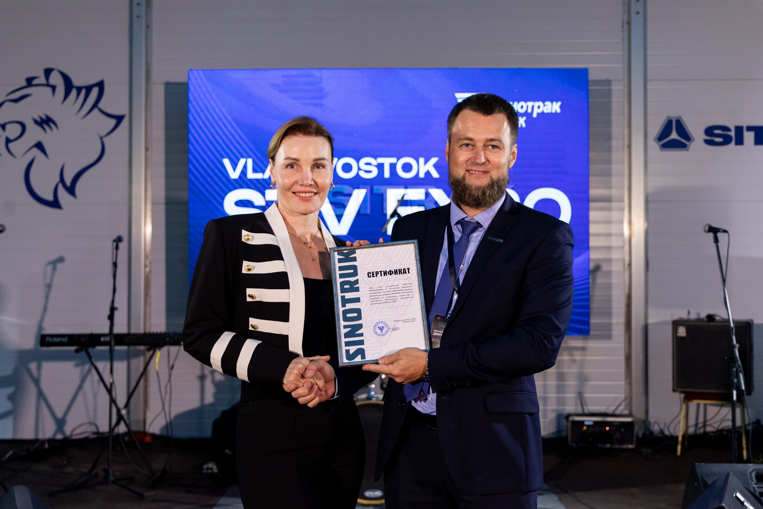 Открытие учебного центра «SITRAK». Репортажный и студийный фотограф во Владивостоке Дударева Софья