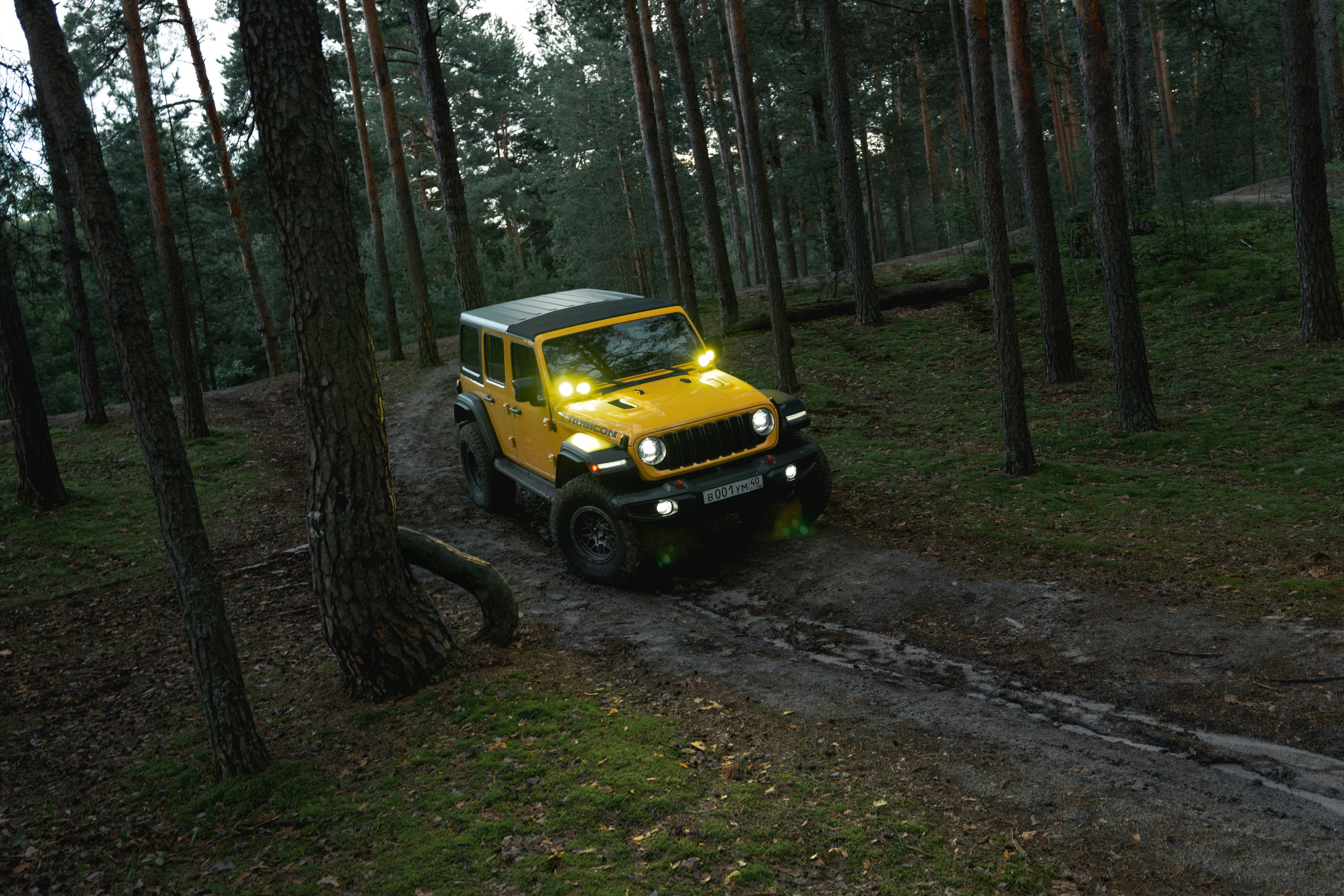 Фотографии Jeep Wrangler Rubicon