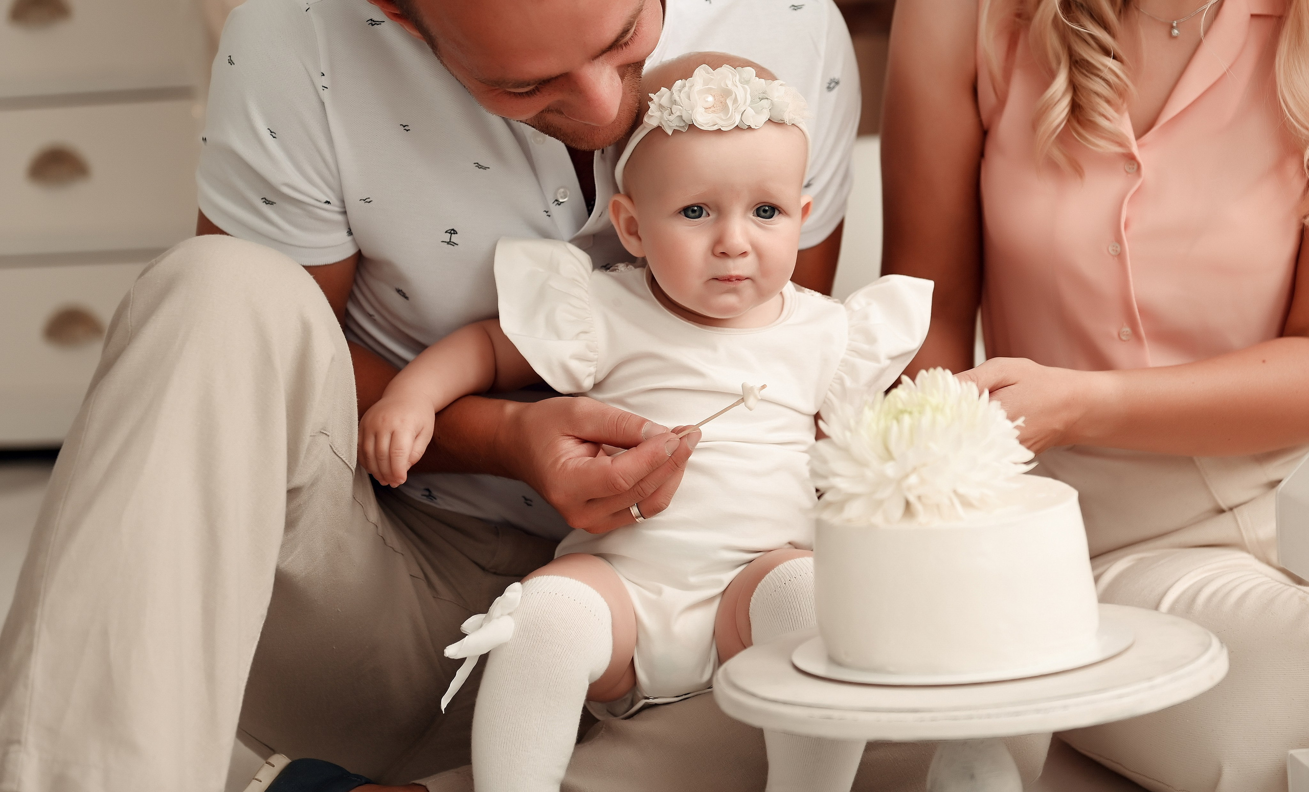 Студийные семейные, детские, индивидуальные фотосессии. Свадебный, семейный, детский, контент фотограф в Омске Максим Ильин