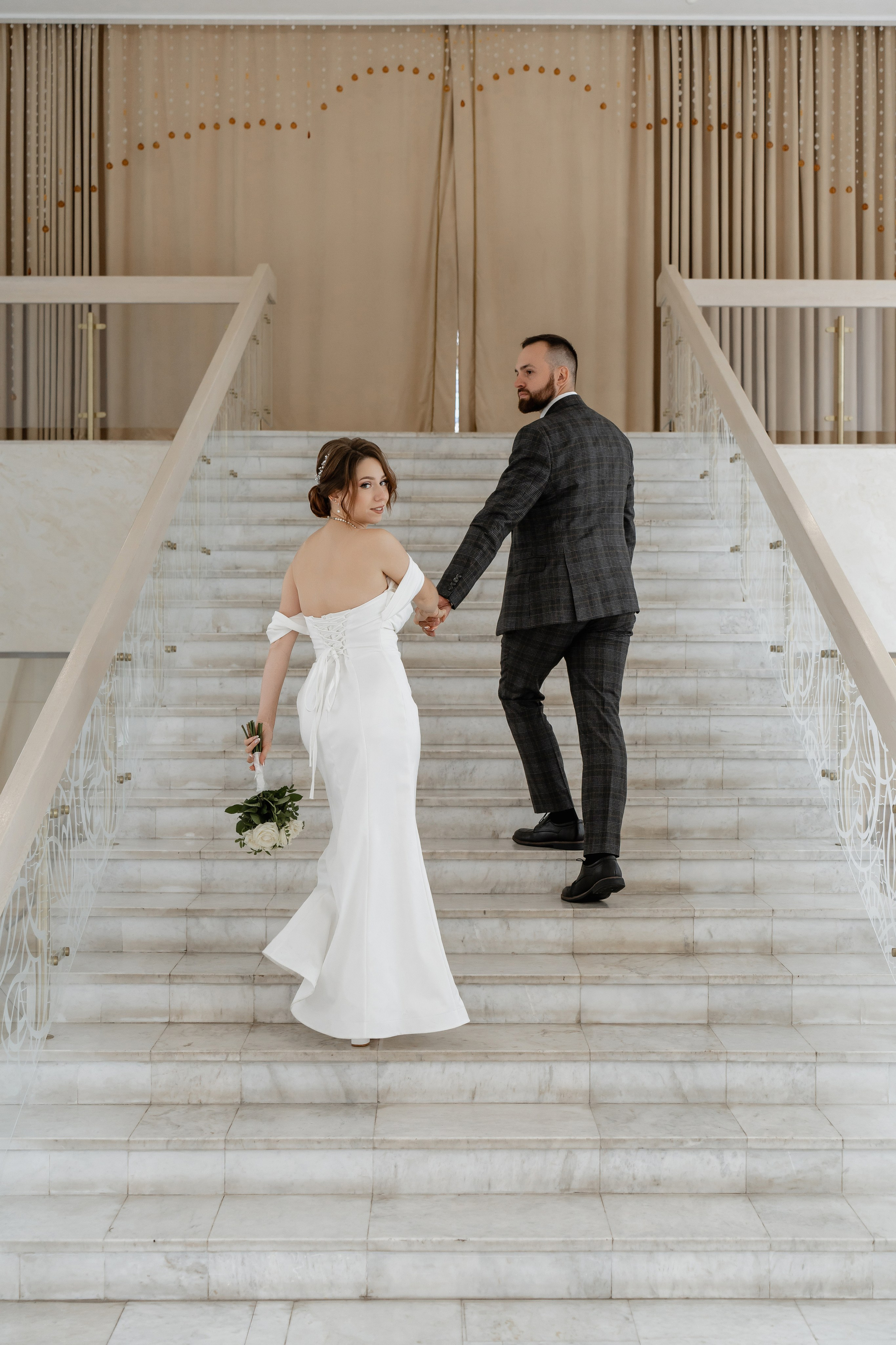 Андрей и Наталья_Дворец бракосочетания. Свадебный и семейный фотограф в Самаре Салахова Гулина