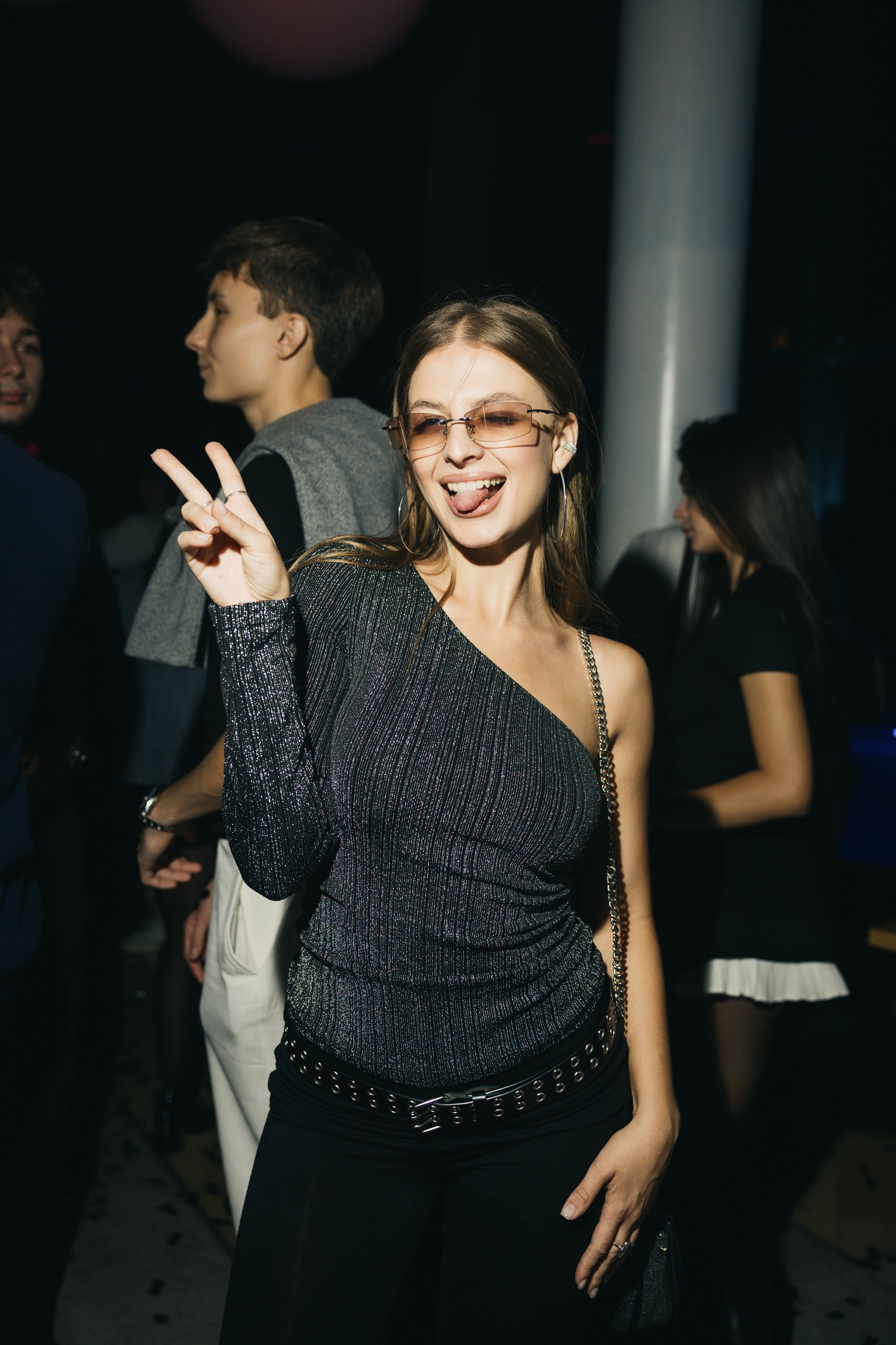 Клубный фотограф и nightlife-репортаж в Москве — Адам Черноуски. Событийный и портретный фотограф в Москве — Адам Черноуски