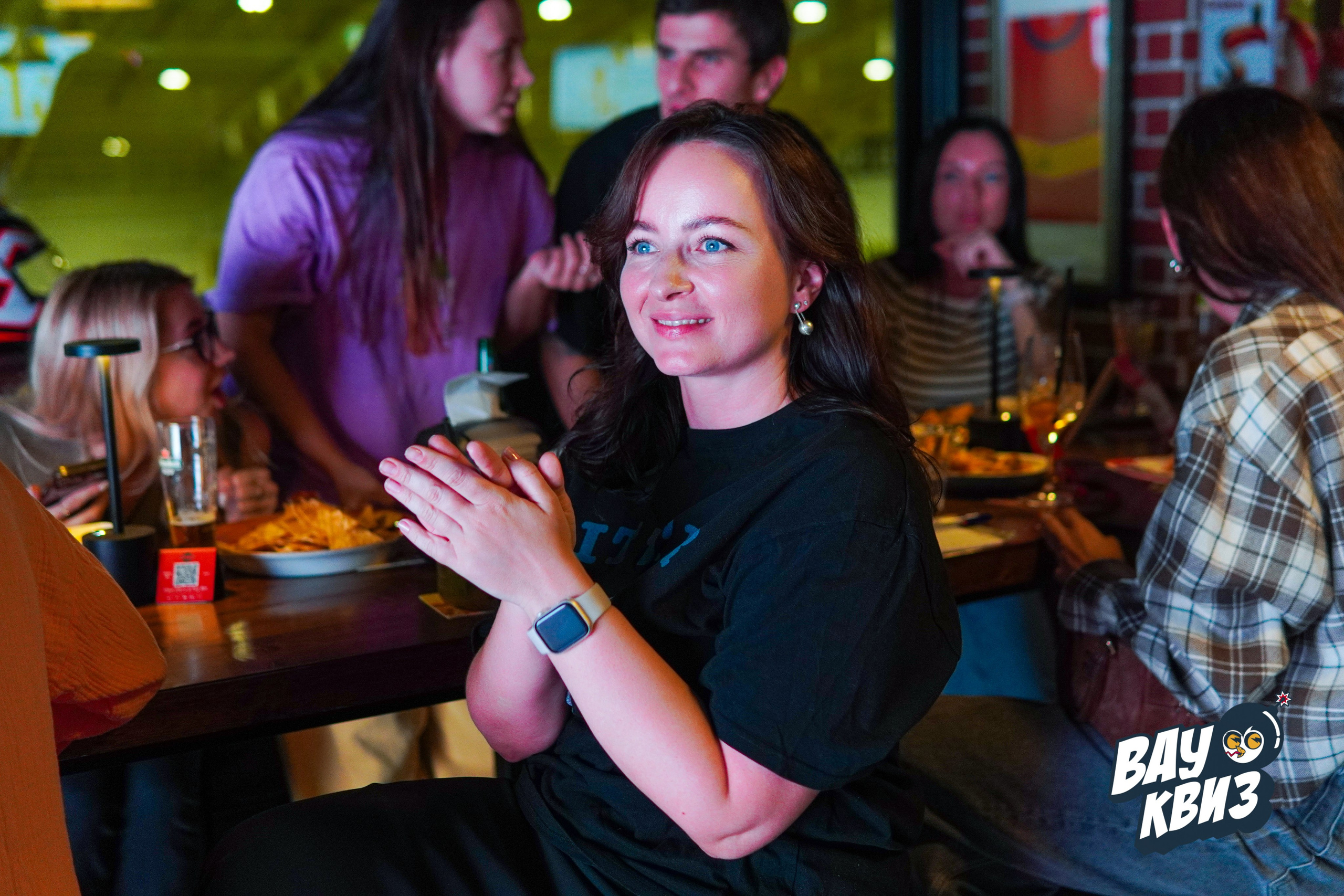 WOW QUIZ DUBAI. Фото | Видео Контент Мишель Ватаманюк