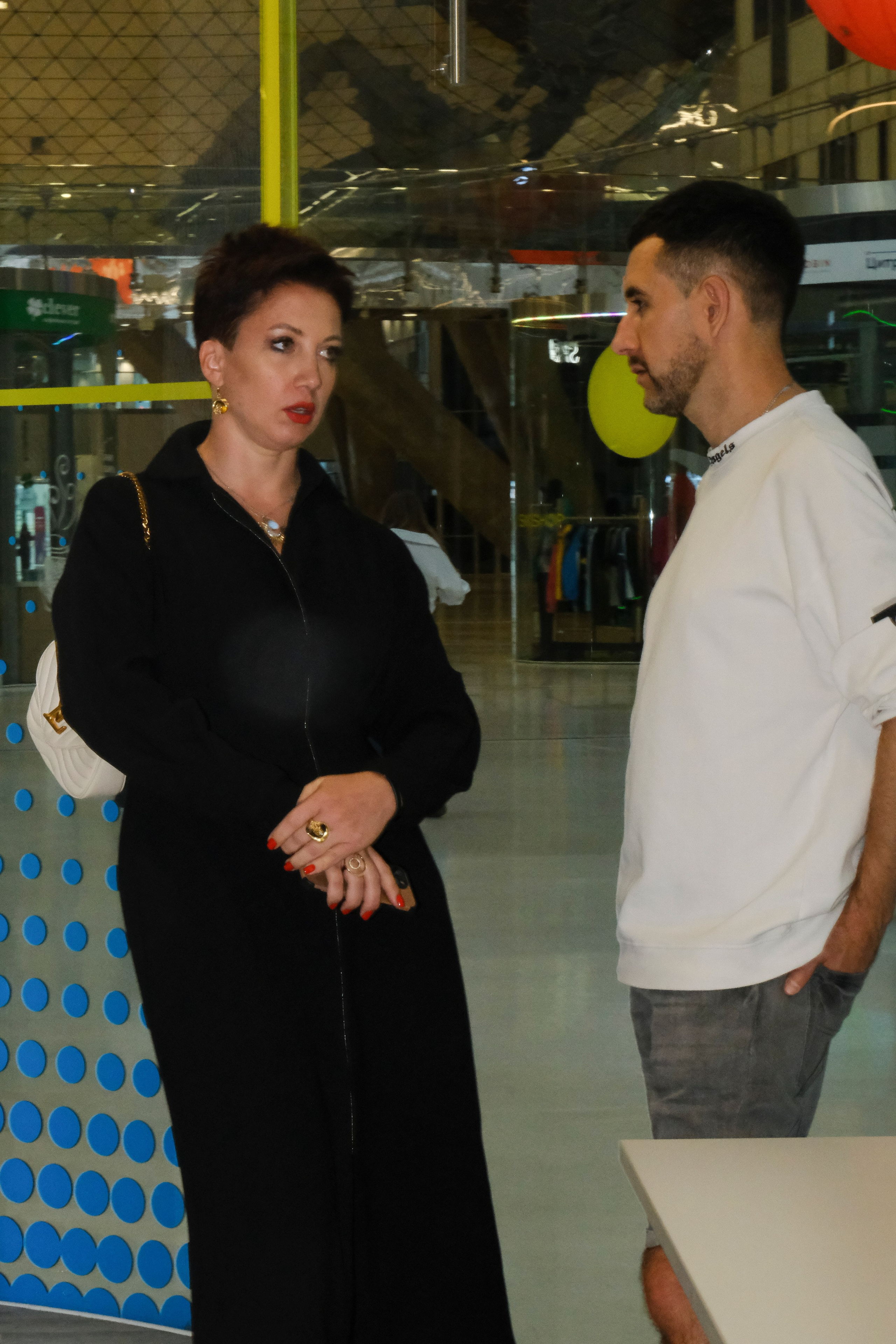 Репортаж бизнес-конференции в Сколково от сообщества BRUSNIKA. Индивидуальная фотосъёмка в Москве. Фотограф Василиса Тарасова