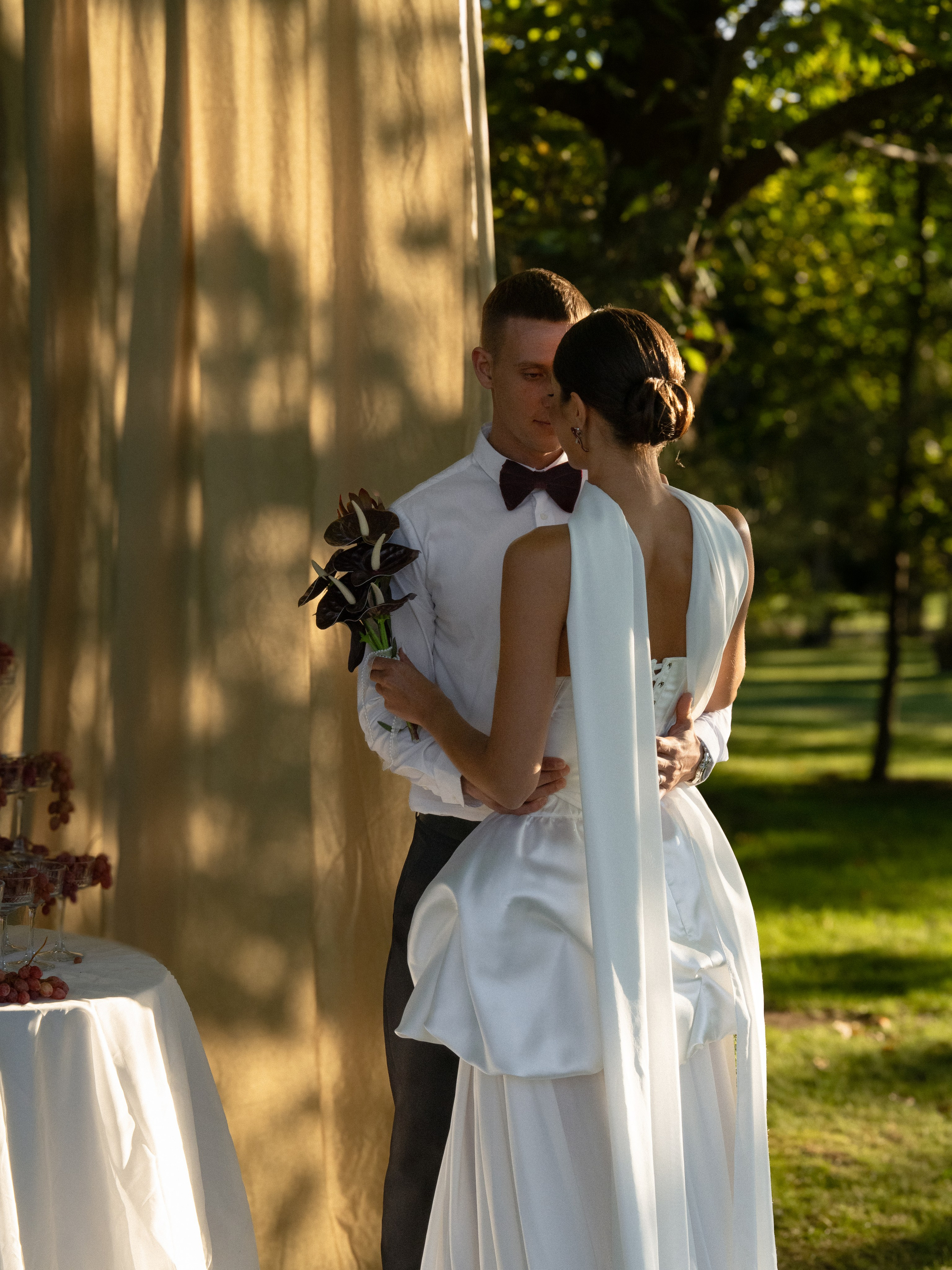 Свадебная прогулка. Свадебный фотограф Виктория Роса