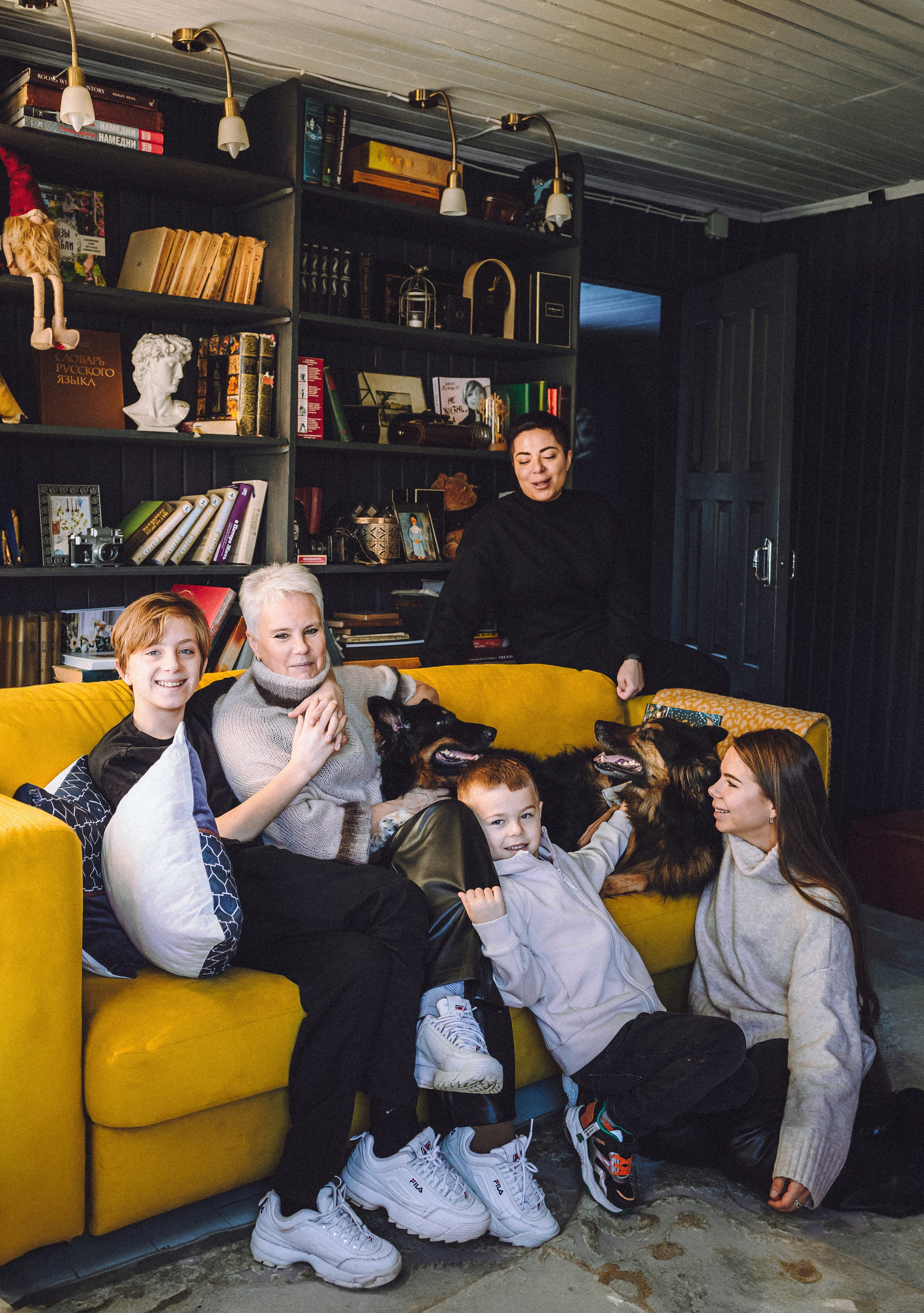 Плюш, Айса и их семья