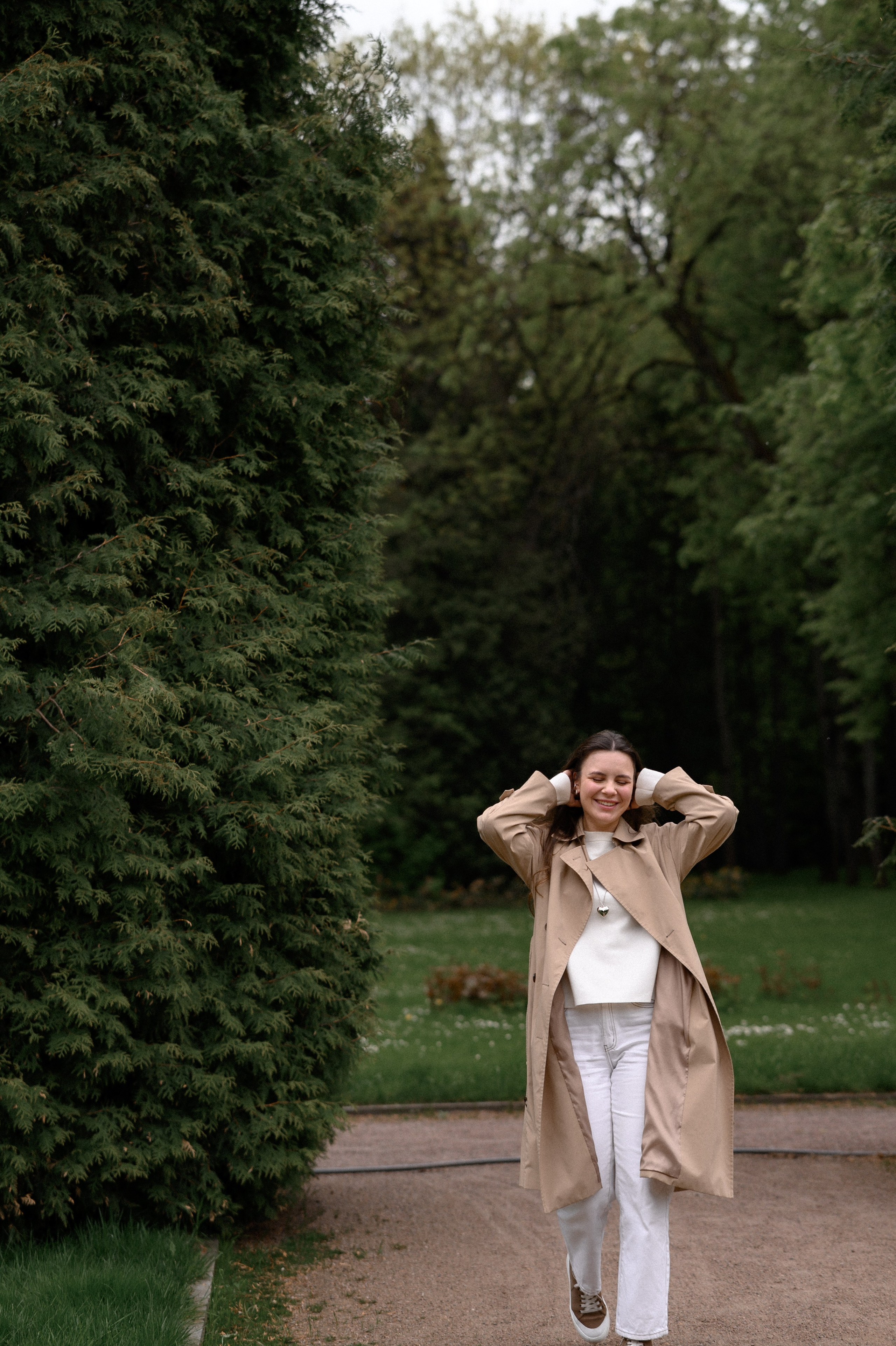 Даня, Лида и Эмма. Прогулка по усадьбе. Семейный и свадебный lifestyle-фотограф в Москве Мария Петрова