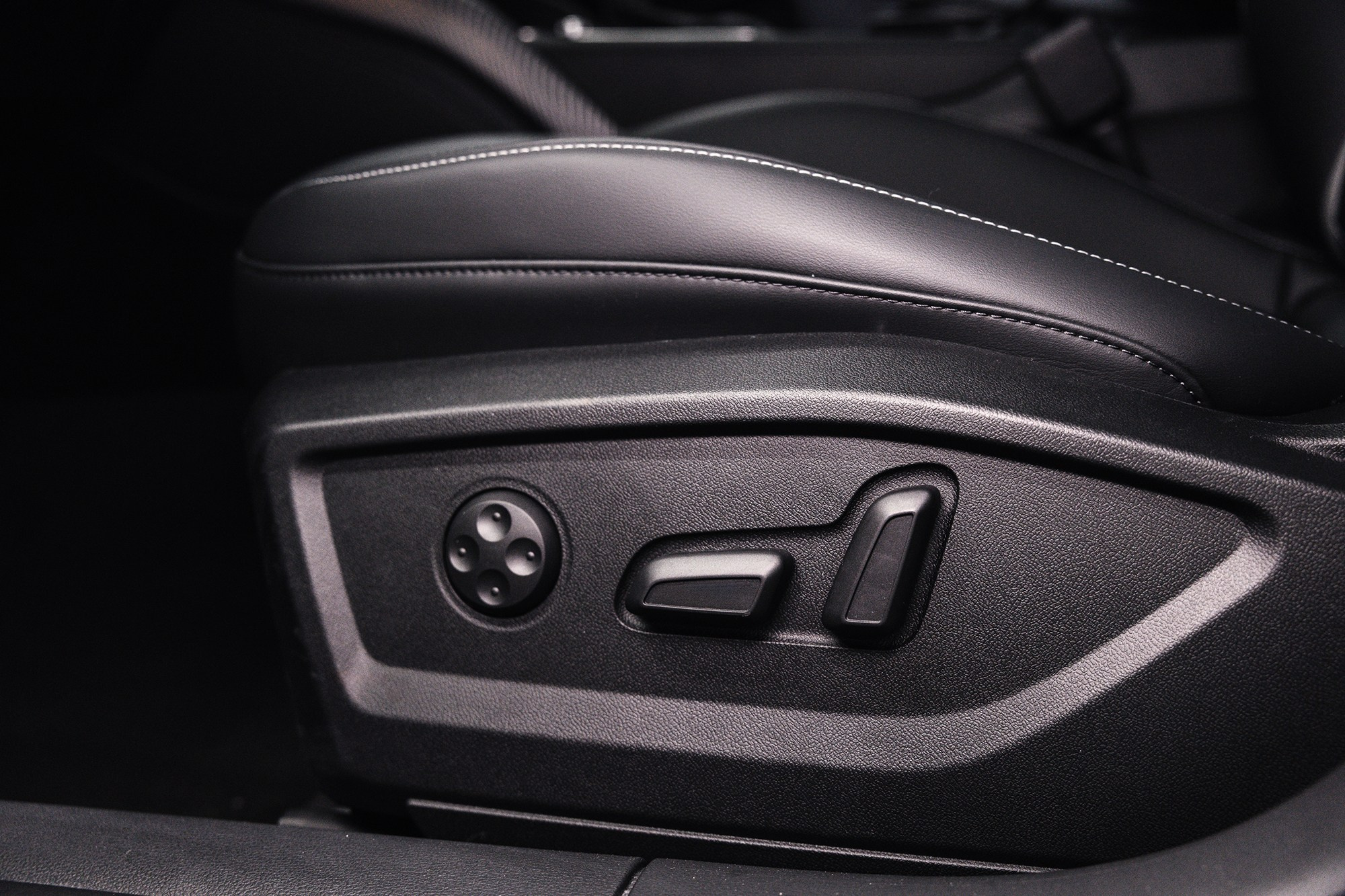 AUDI Q2  35 TFSI 1.5 S tronic (160 л. с.). Автосалон «Х-Авто»