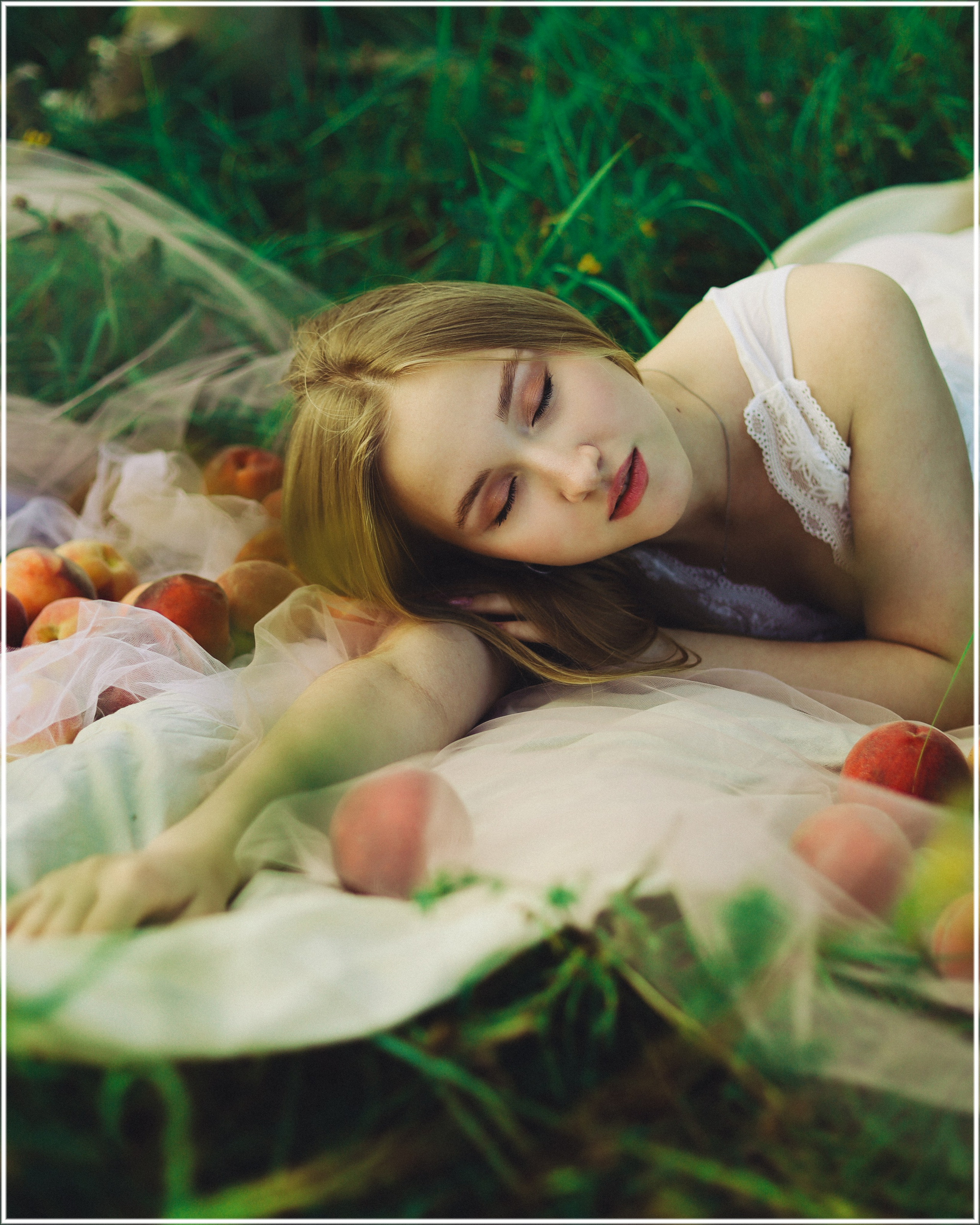 PIACH. Sun Betty — кинофотограф Элизабет