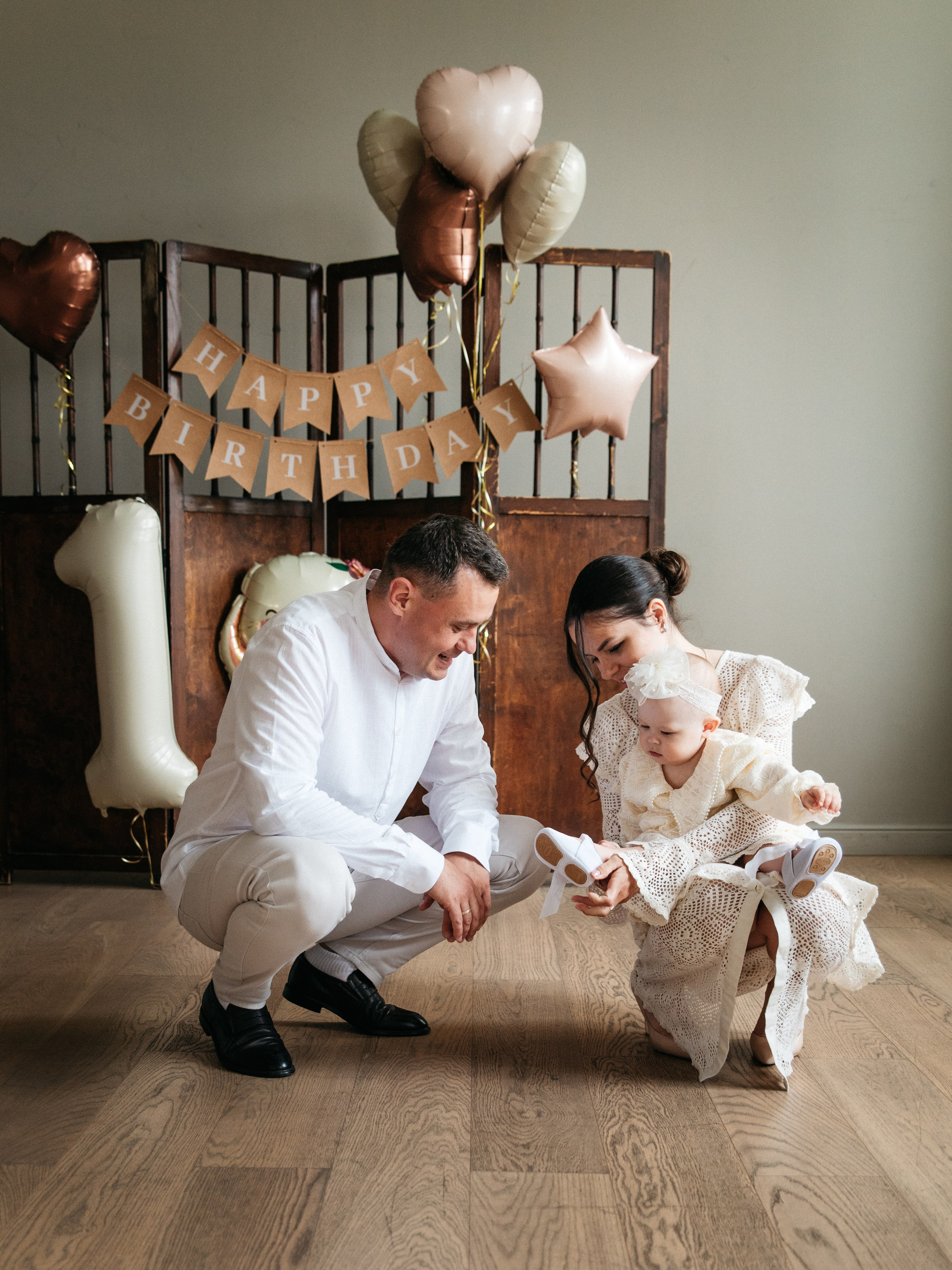 Семейная Фотосессия 1 год в студии. Фотограф Москва