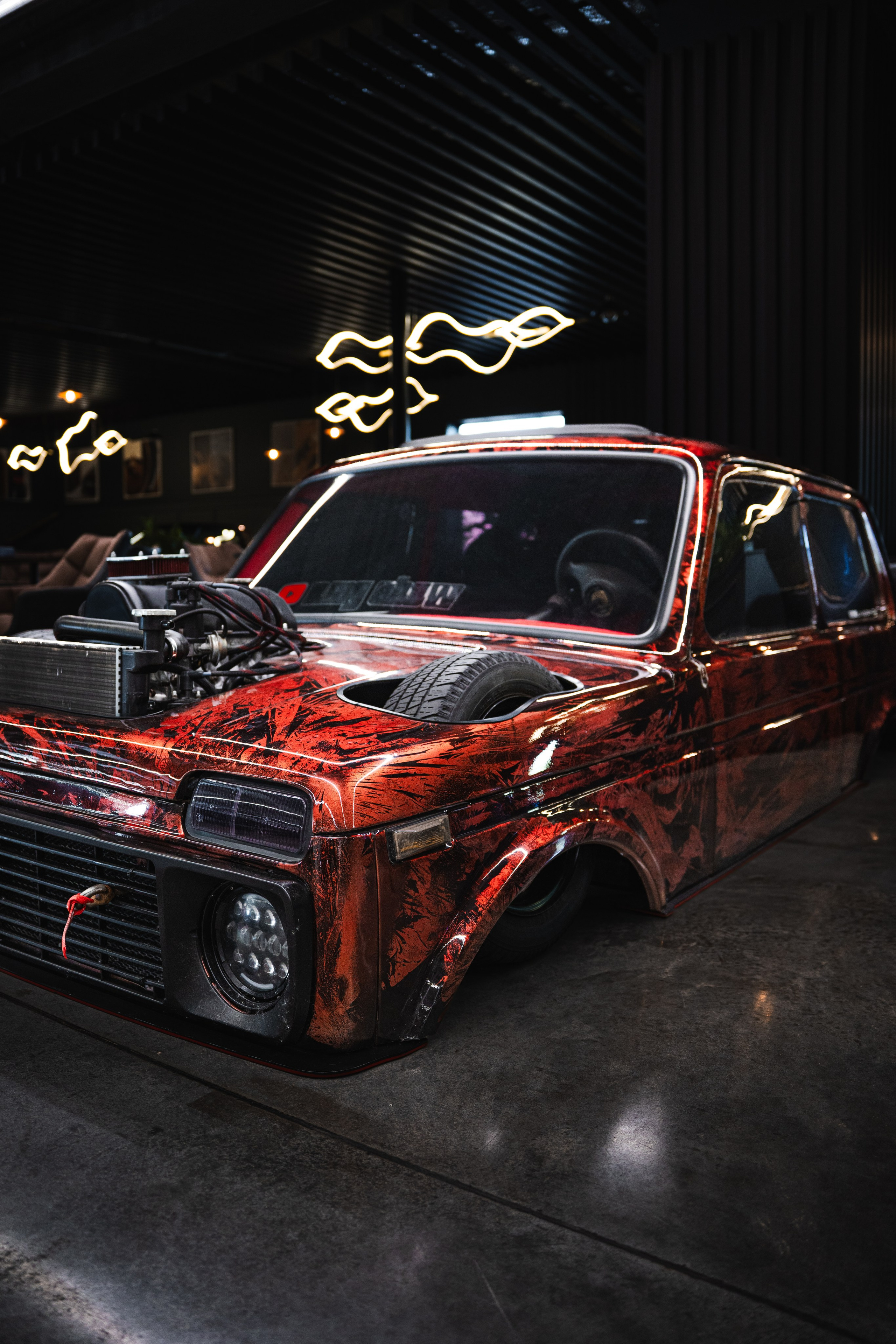 Москва, автосалон Freshauto. 42Studio