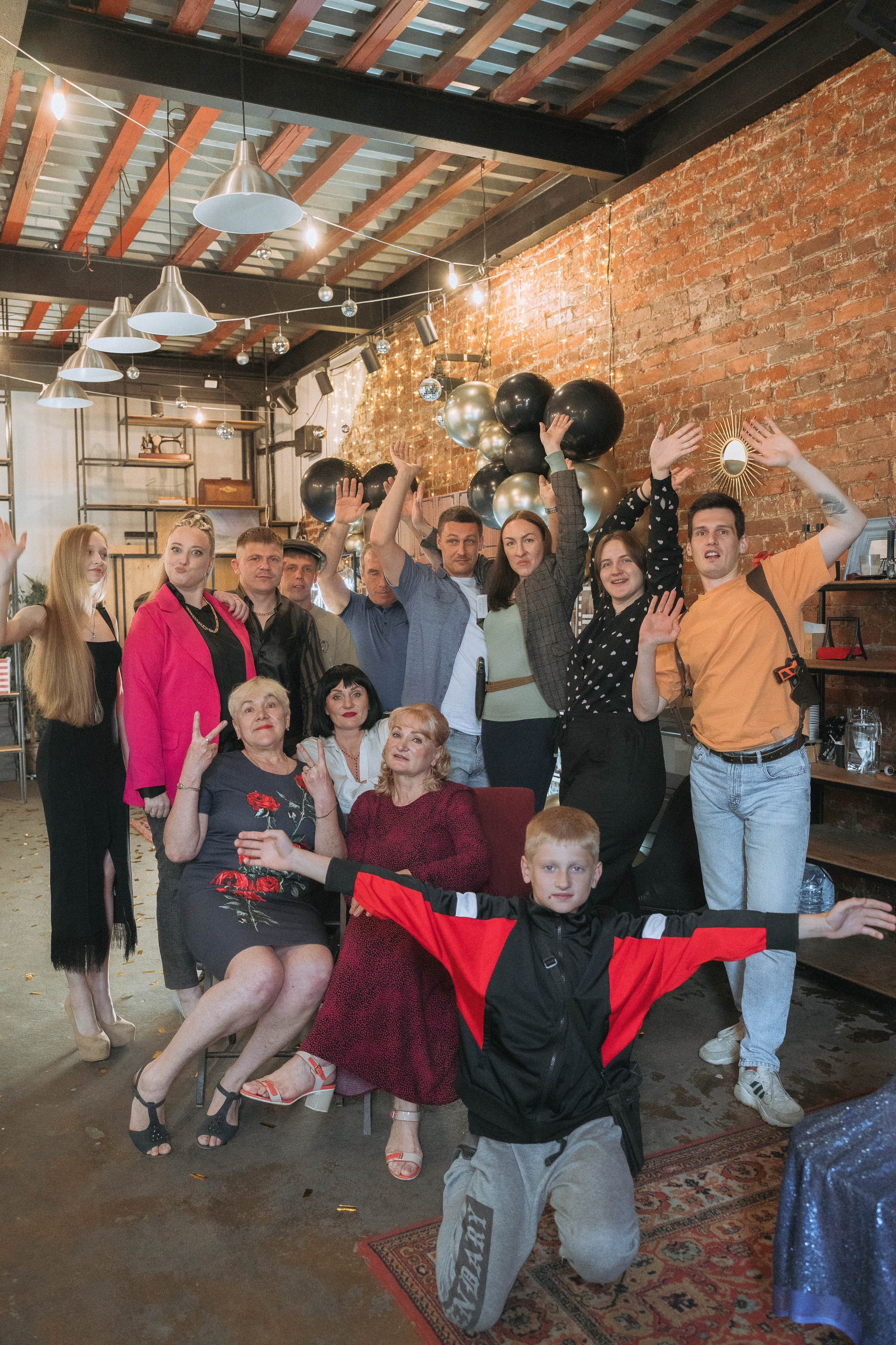 Вечеринка в стиле 90х. ALISON FILMS