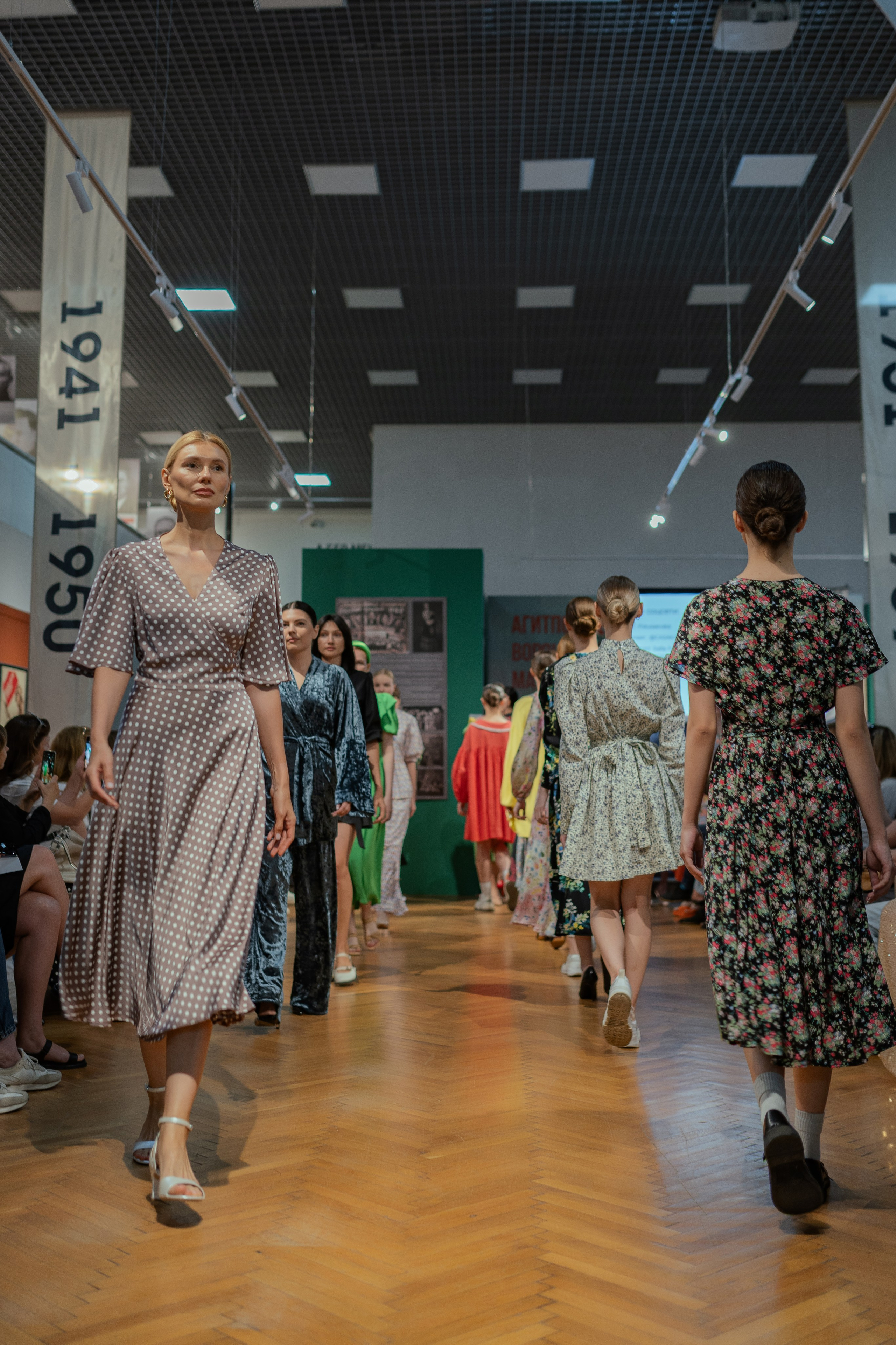 Показ «Тренды СССР». Фотограф Островская Юлия