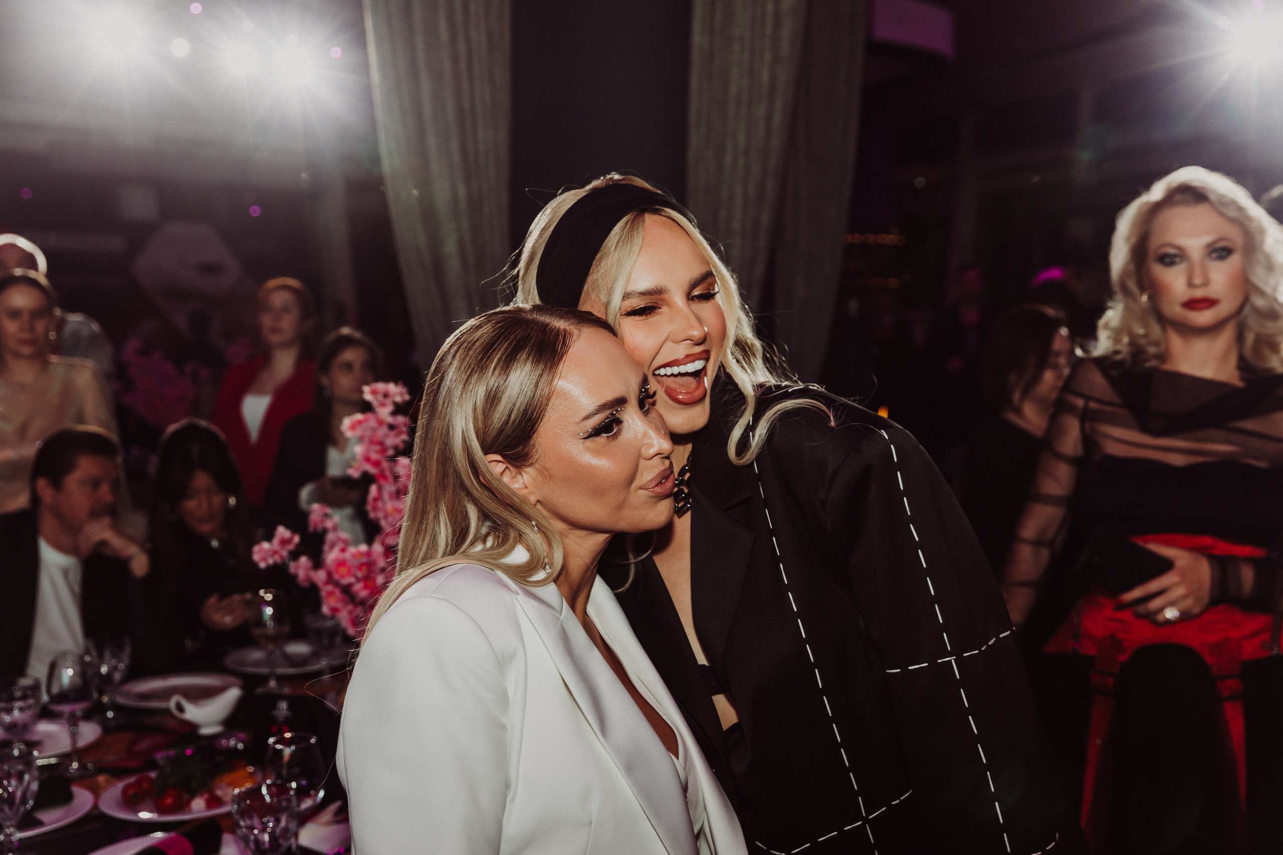 By Fashion Beaty: Женщина года 2023 — ресторан Backstage. Фотограф и Видеограф в Москве Дарья Арсентьева