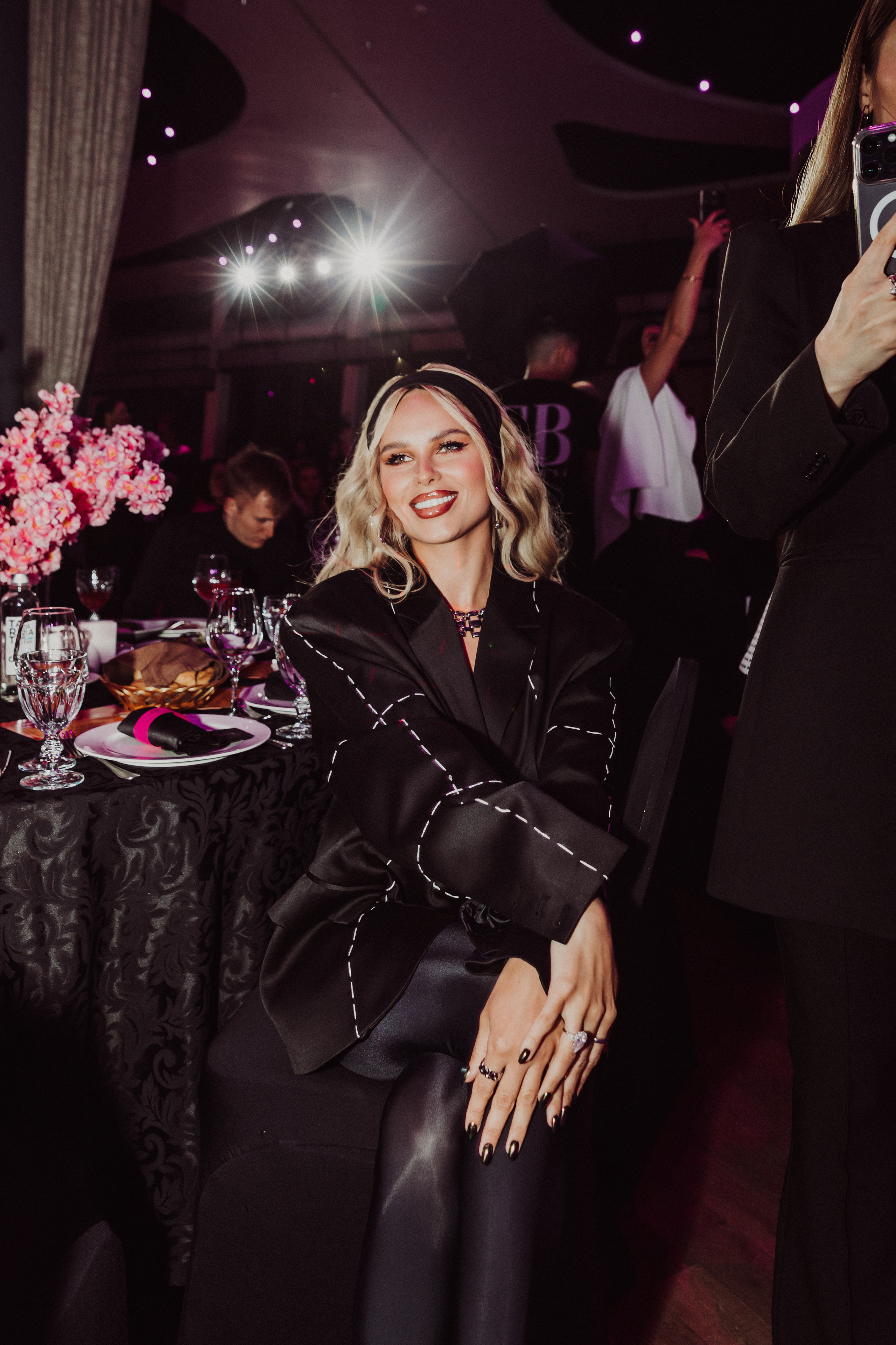 By Fashion Beaty: Женщина года 2023 — ресторан Backstage. Фотограф и Видеограф в Москве Дарья Арсентьева