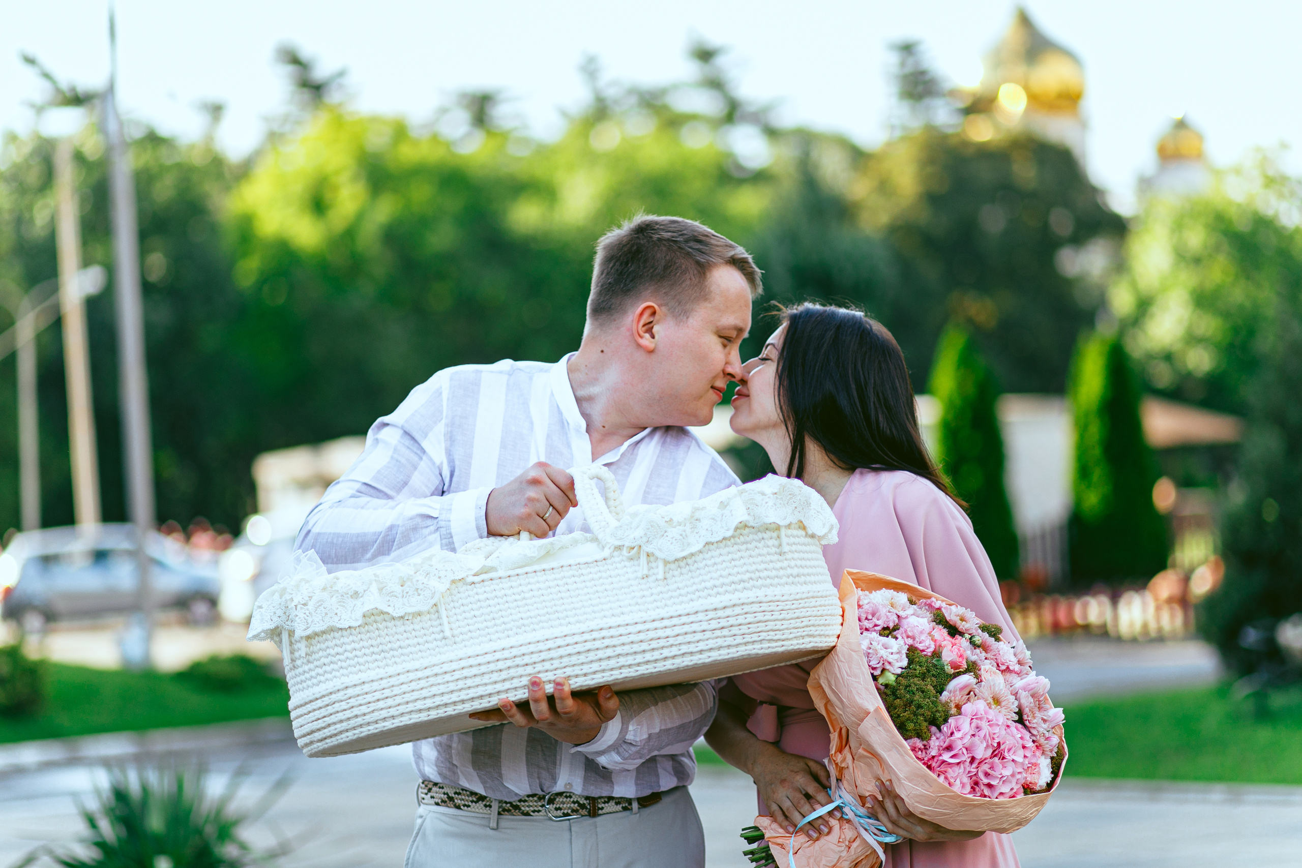 Съёмка выписки из роддома. Как и зачем её «едят»…. Фотограф в Краснодаре Дина Павленко