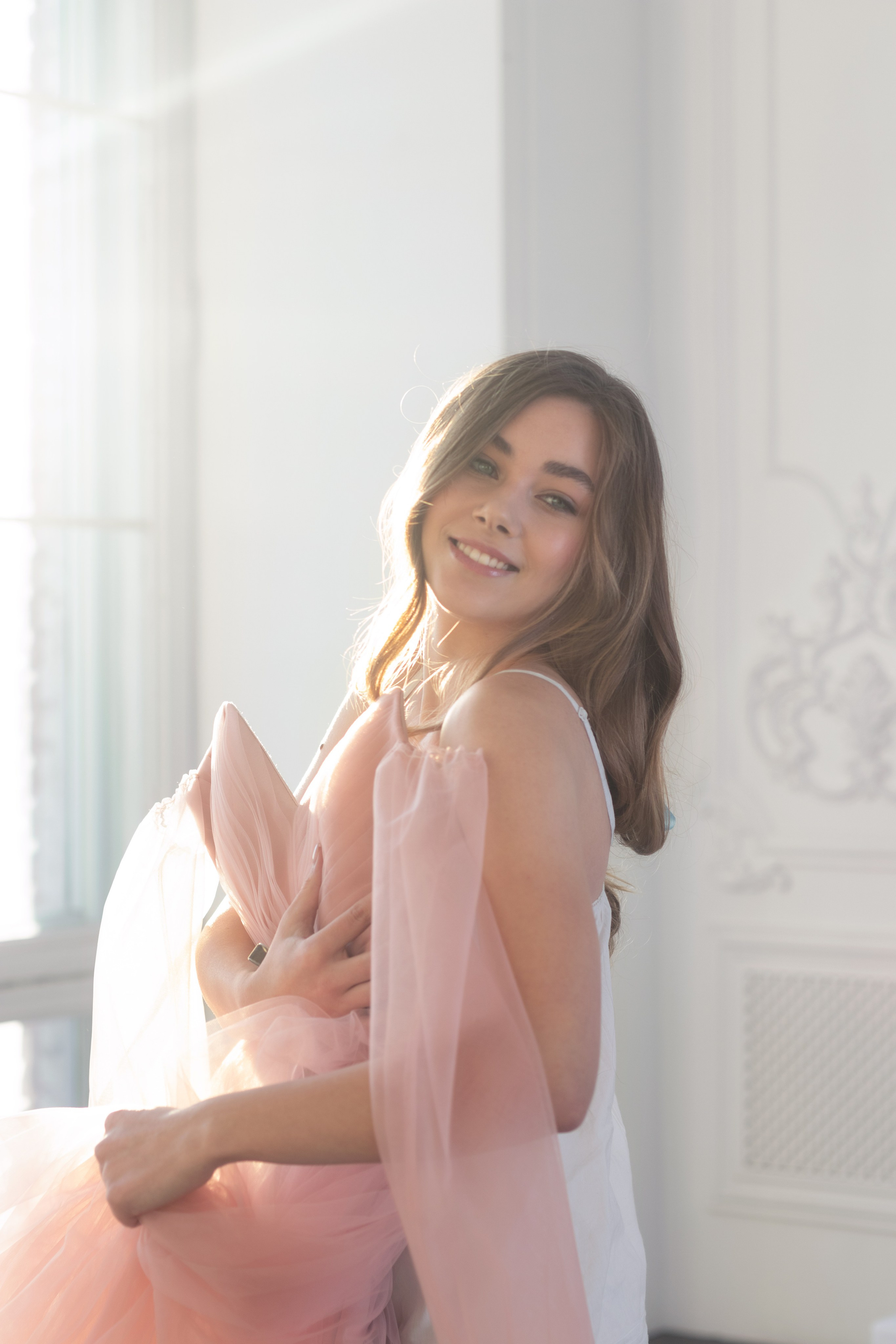 СЪЕМКА С МОДЕЛЬЮ. Предметный фотограф в Москве