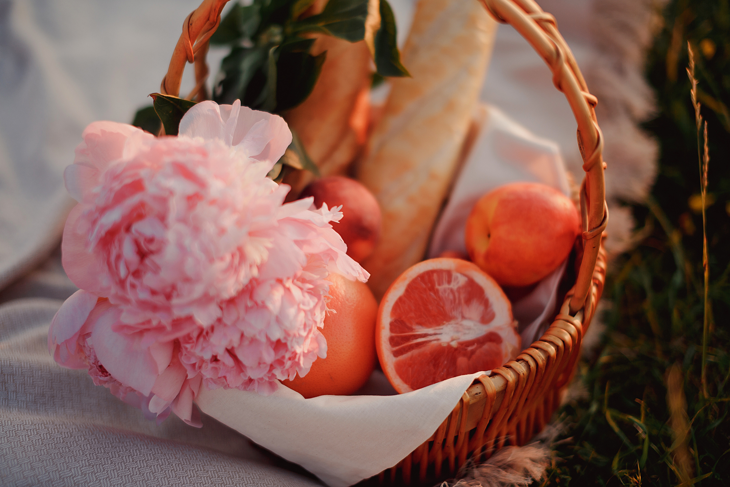 В ожидании чуда на море. Свадебный фотограф Калининград Пасюта Данила