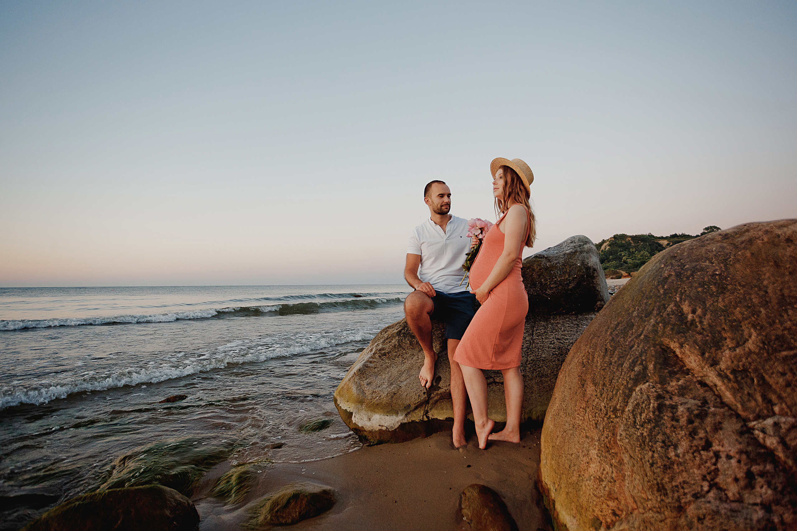 В ожидании чуда на море. Свадебный фотограф Калининград Пасюта Данила