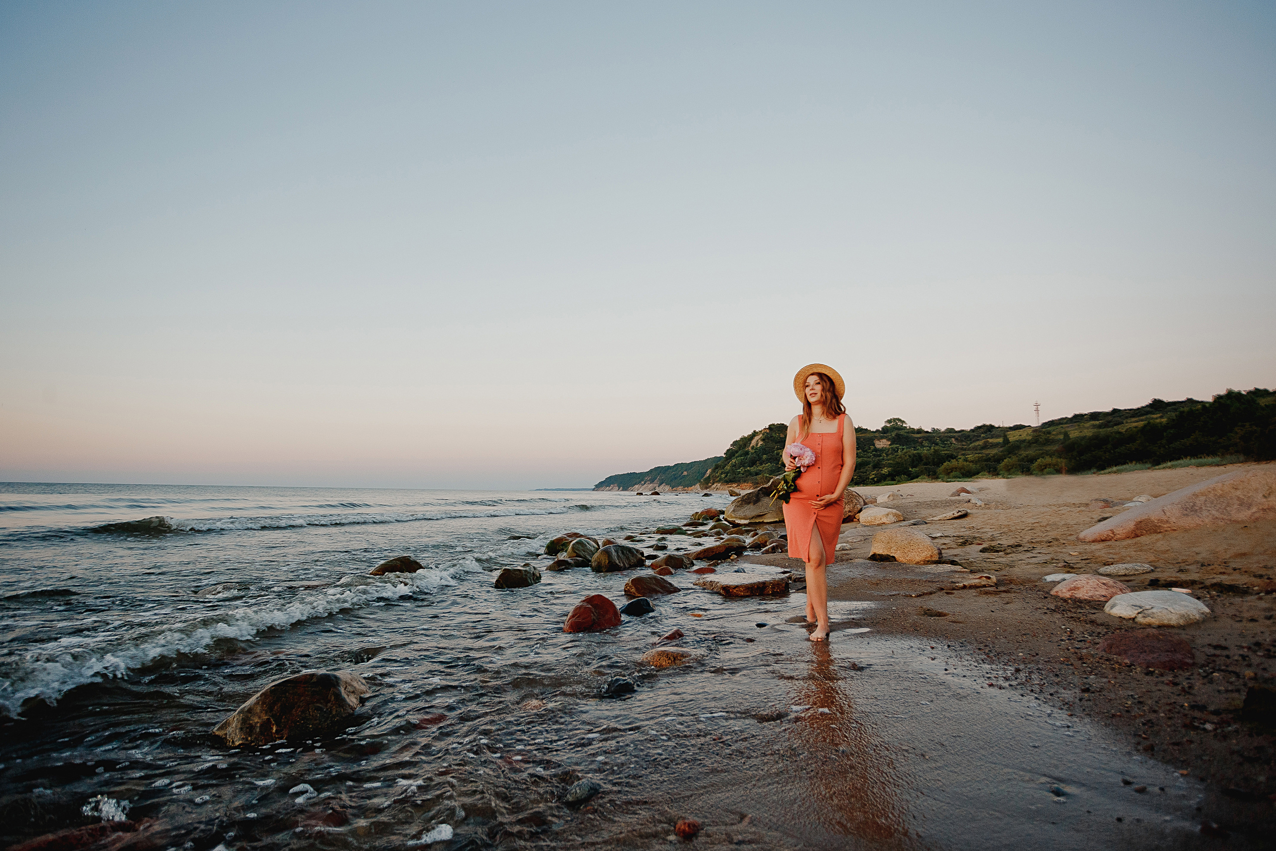 В ожидании чуда на море. Свадебный фотограф Калининград Пасюта Данила