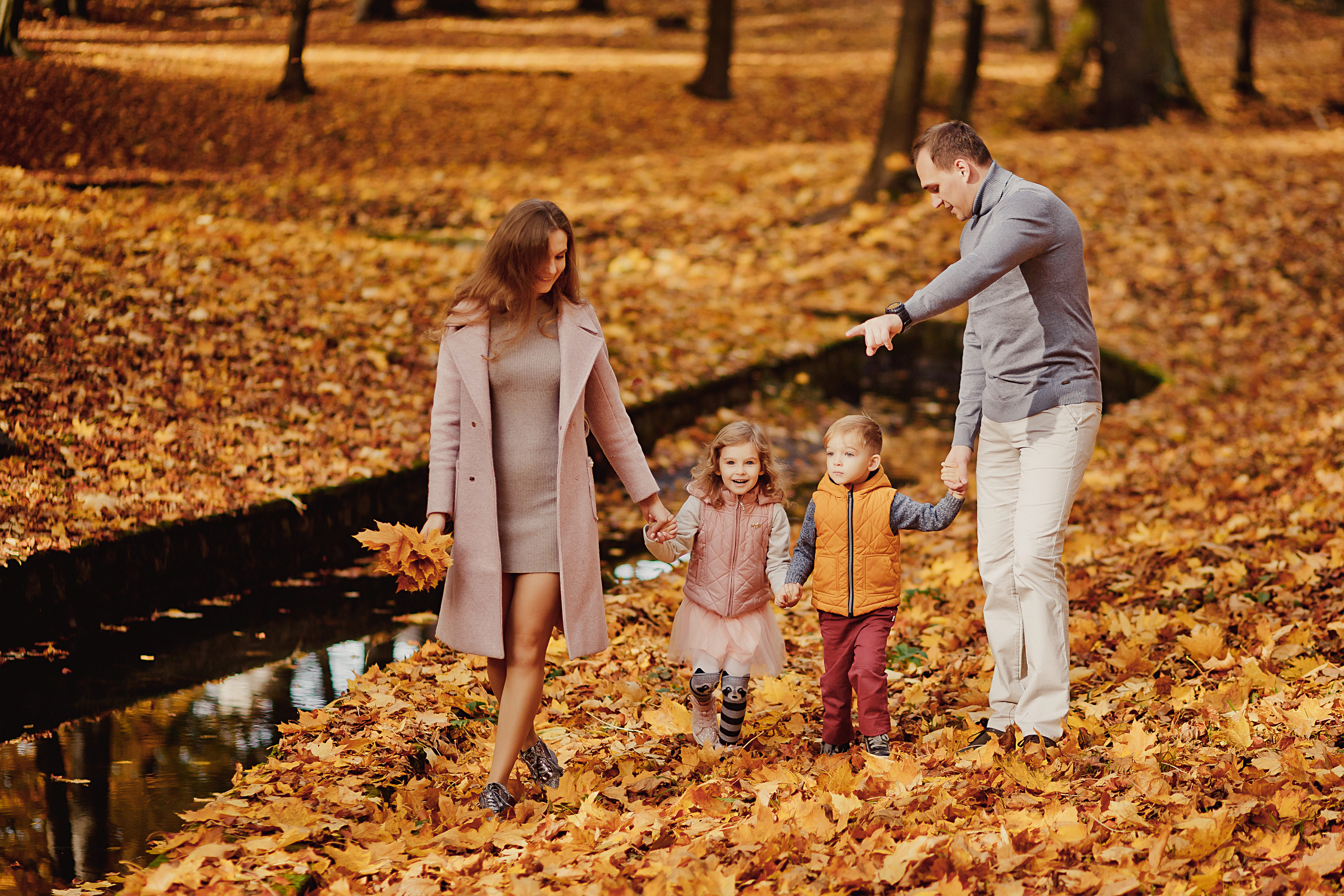 Осенние краски. Свадебный фотограф Калининград Пасюта Данила