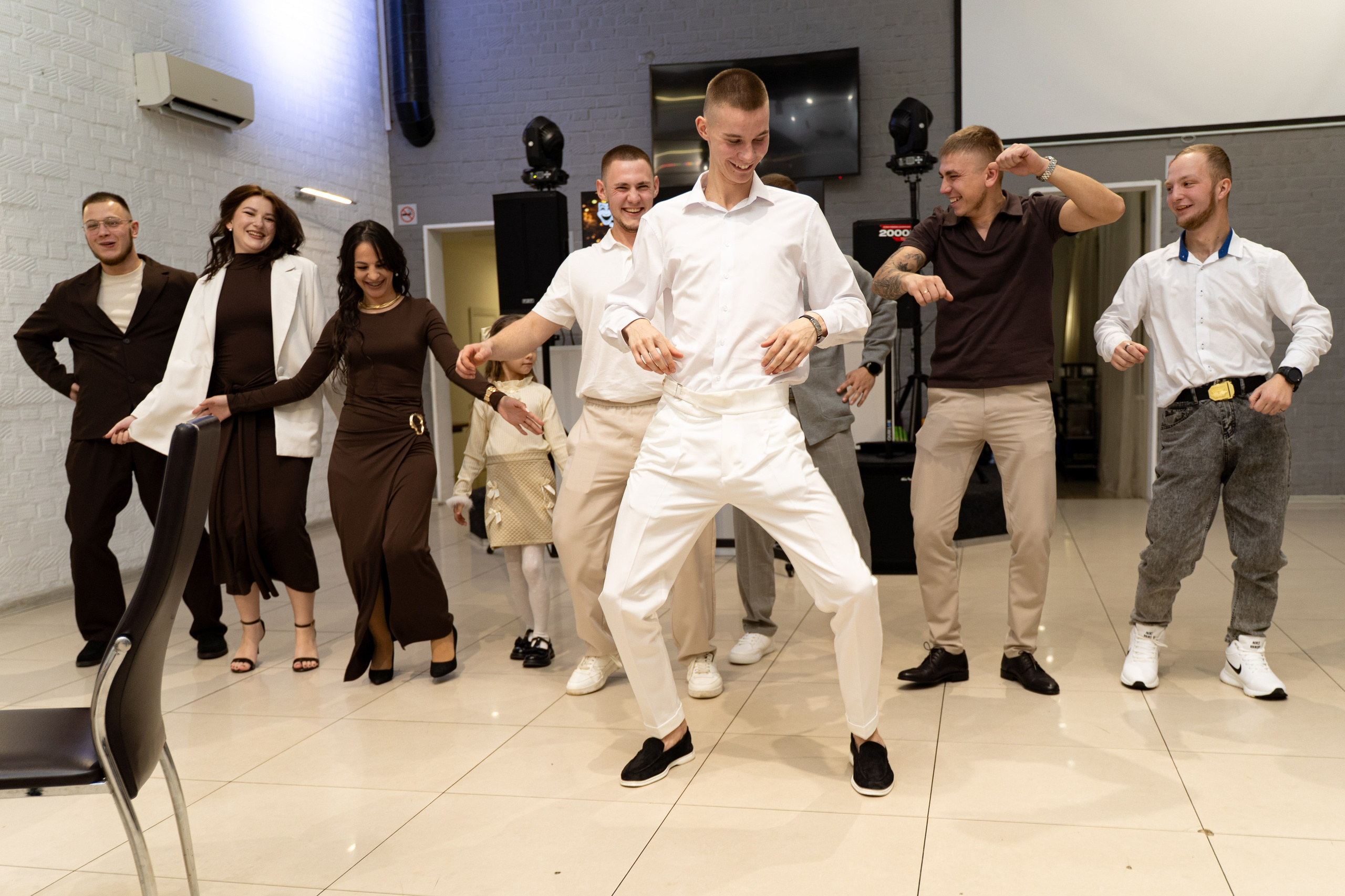 Свадебные съемки. Портретный и семейный фотограф в Новосибирской области. Работаю за улыбки клиентов :)