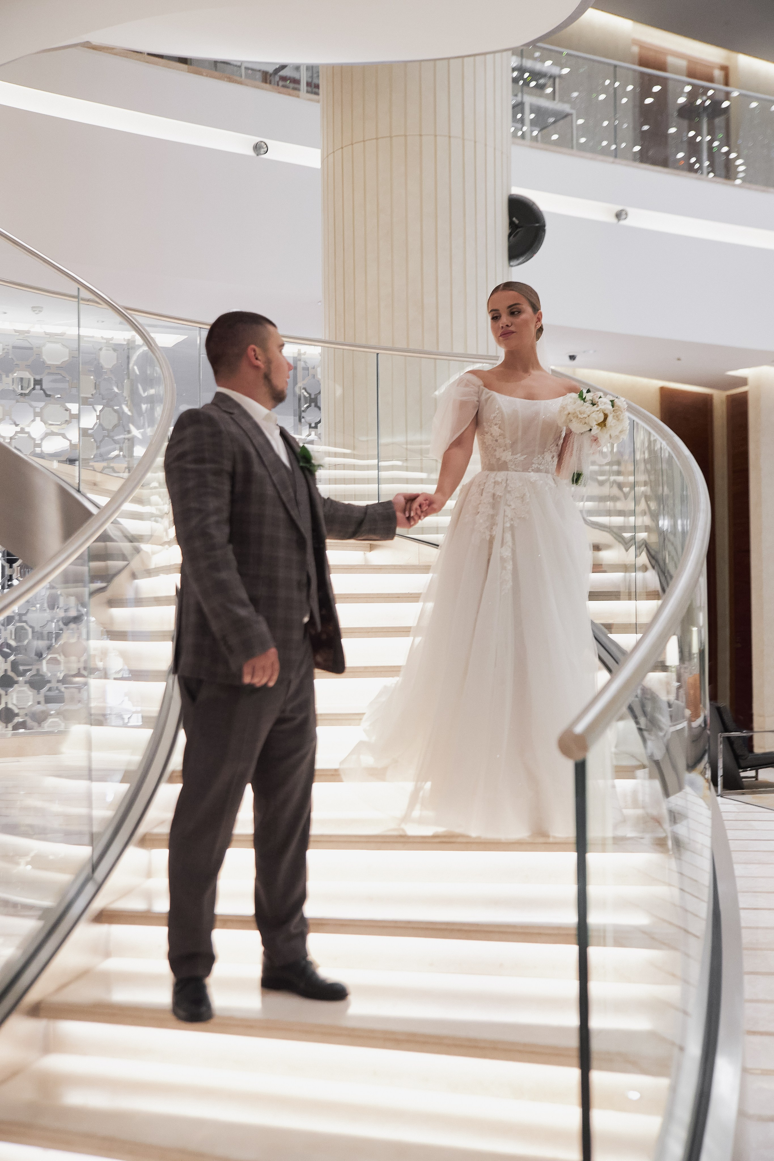 Свадебная фотосессия в Hyatt Regency Moscow