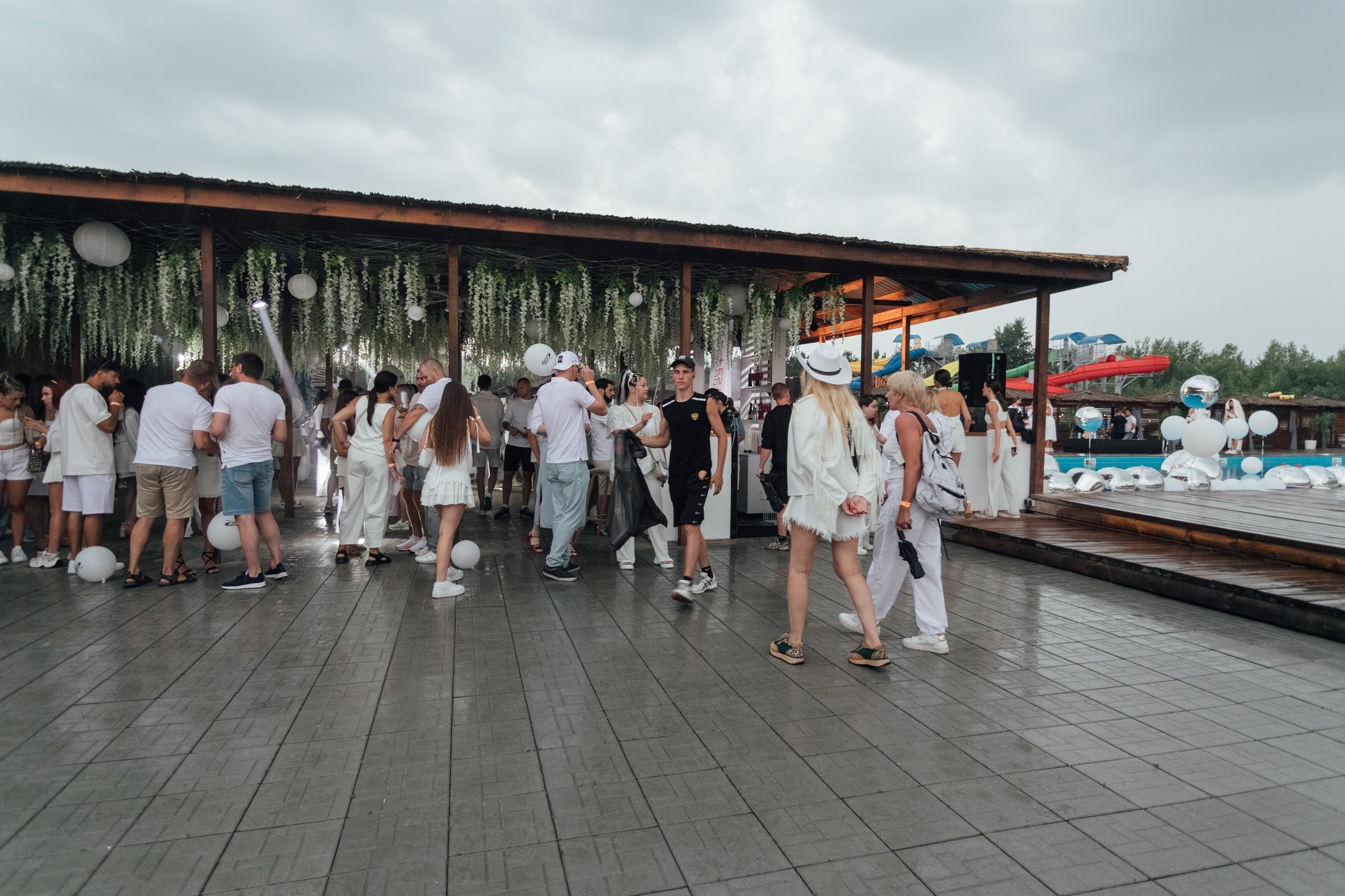 White Party @ Бархат парк. Репортажный фотограф Максим Полянский. Москва, Санкт-Петербург, Красноярск