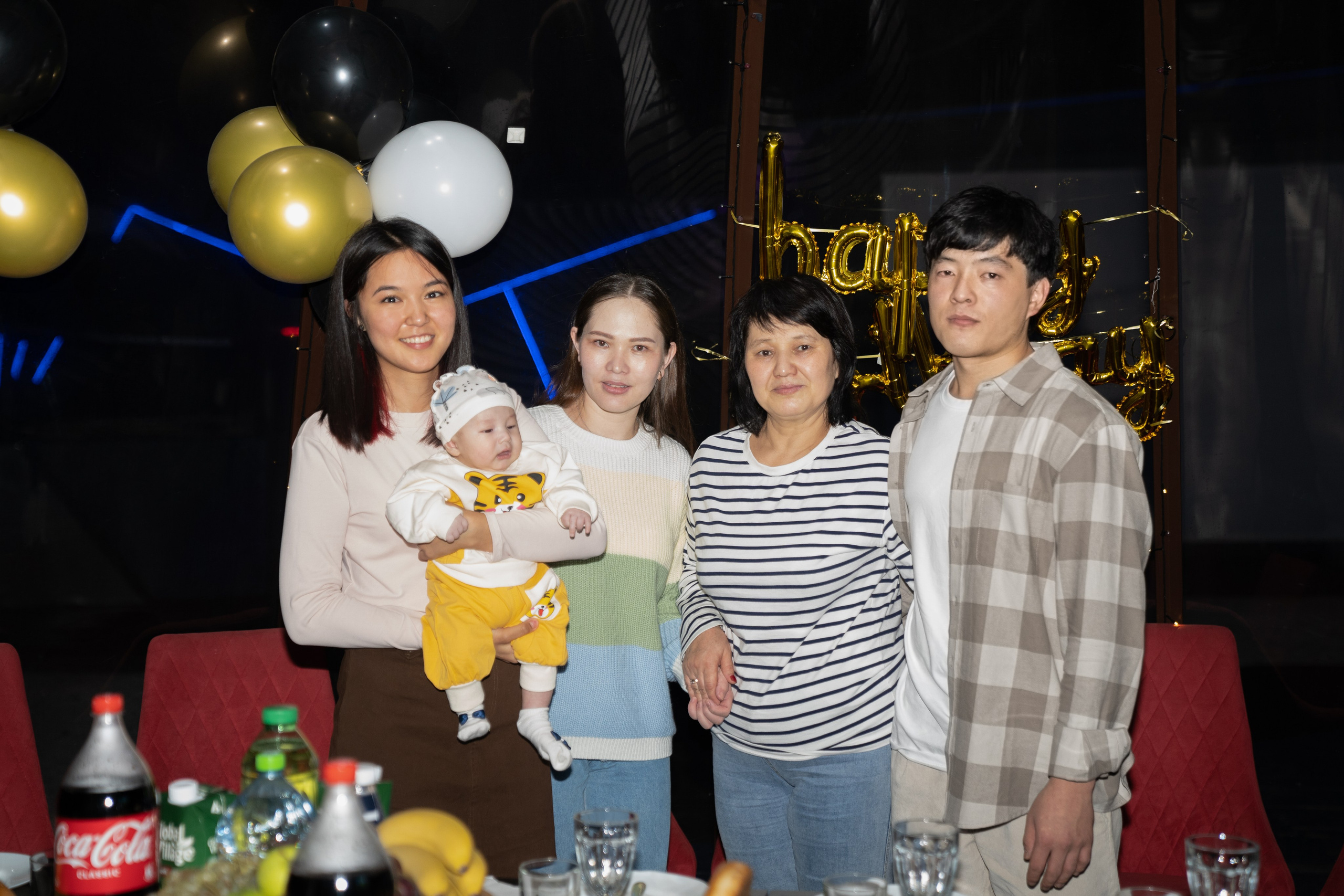 День рождения в большом семейном кругу. Фотограф Строгино Яна Гавриленко