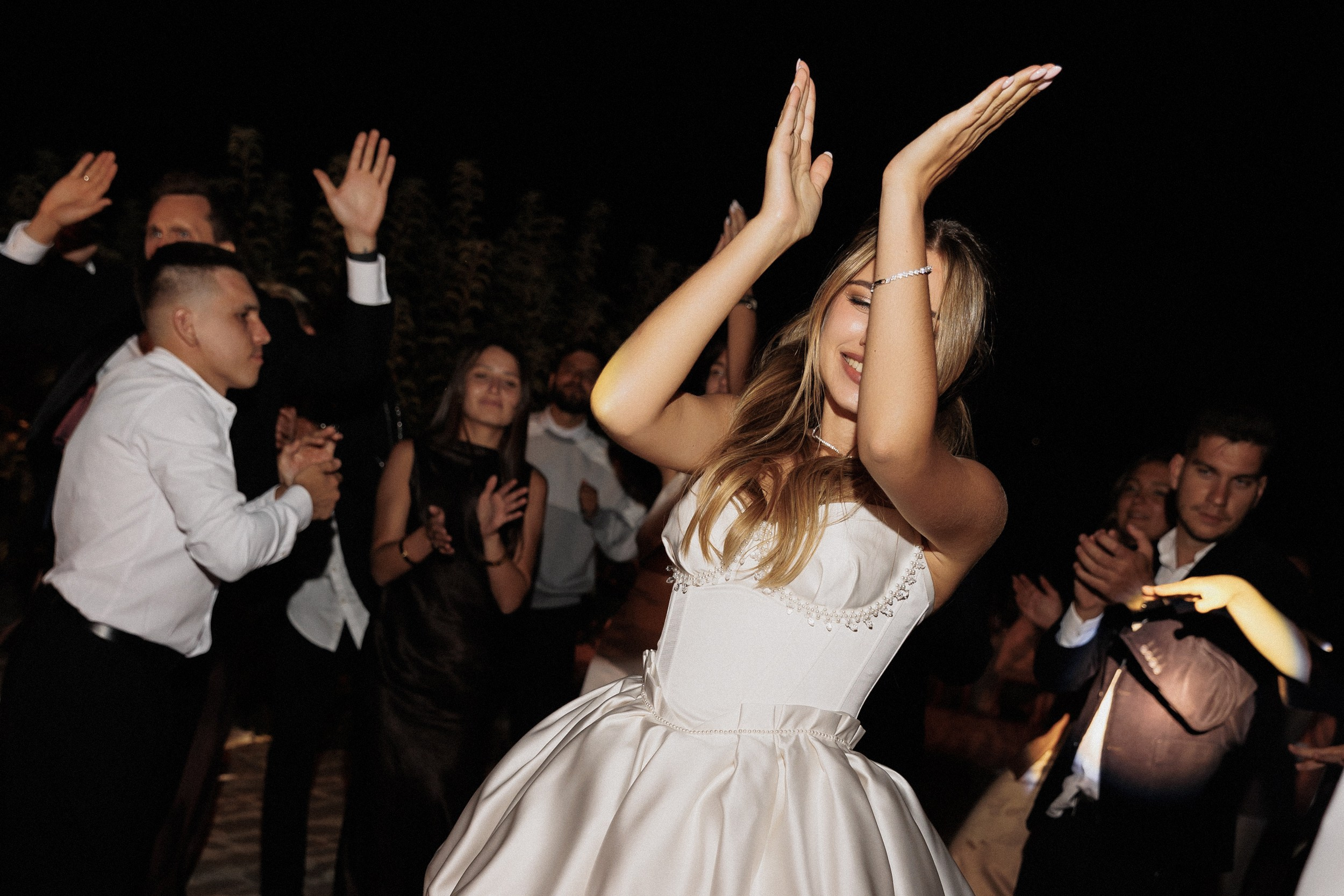 L&V | Chateau Andre. Свадебная фотография и видеосъёмка