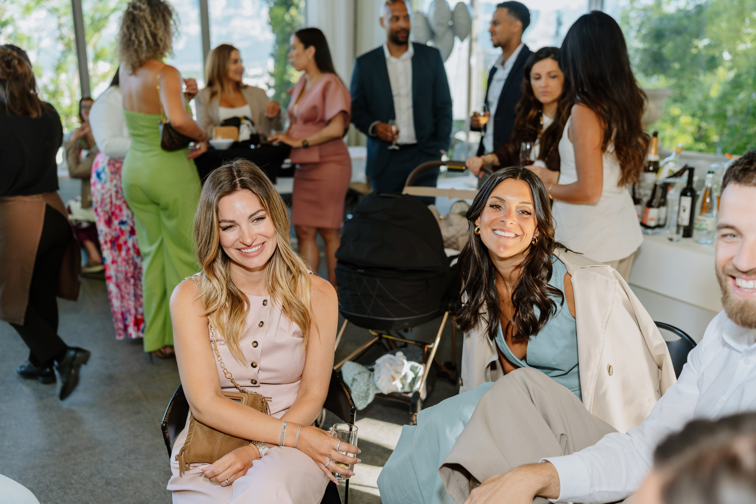 Joséphine & Frédéric | Lancy Mairie. Photographe de Mariage Professionnelle — Genève & Suisse Romande | Tanya Creator
