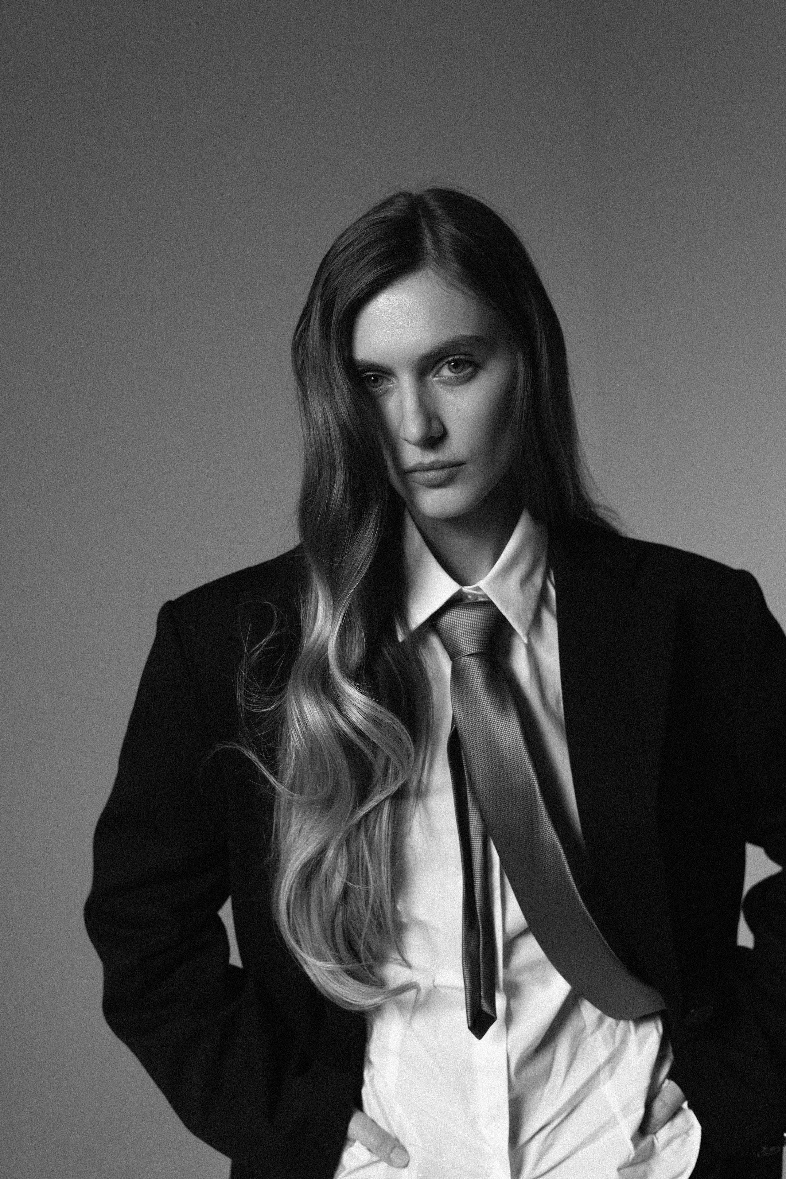 Таня / стилизованные модельные тесты. Кизя Мисриева — фотограф: плёнка, цифра. Москва и не только