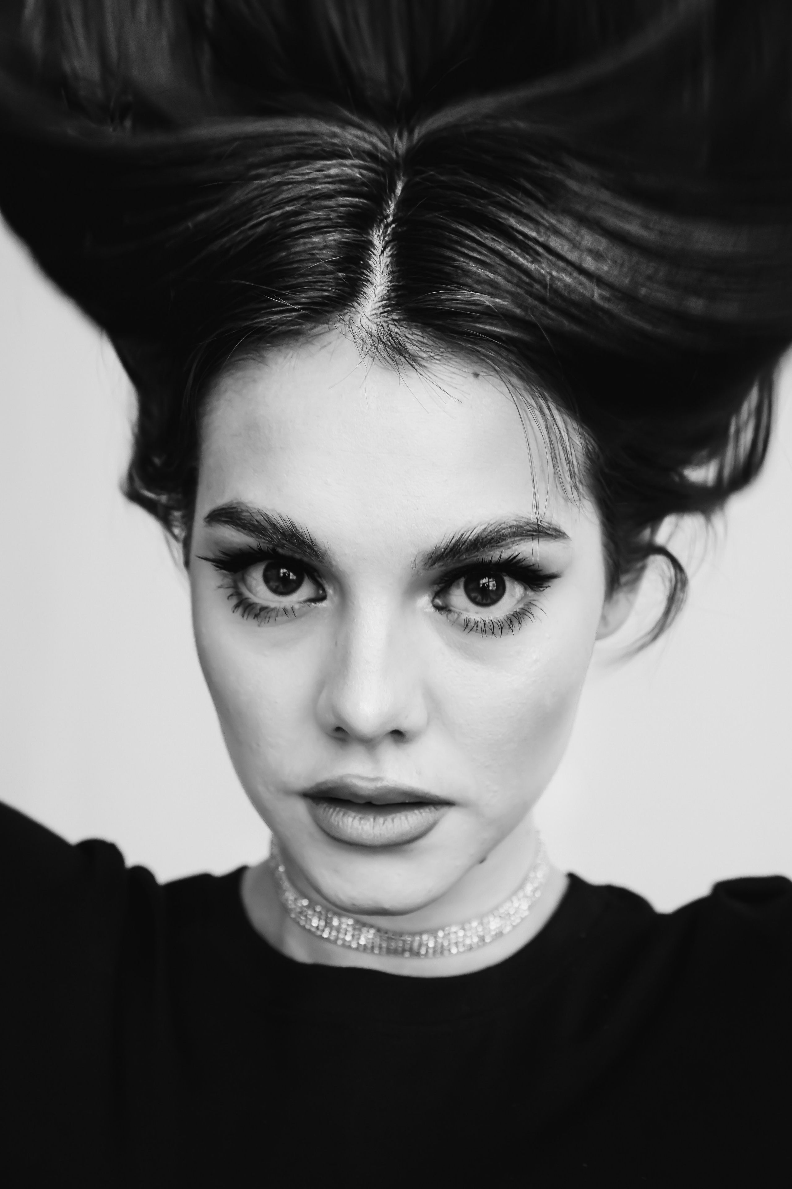 ЖЕНСКИЙ ПОРТРЕТ. Главная