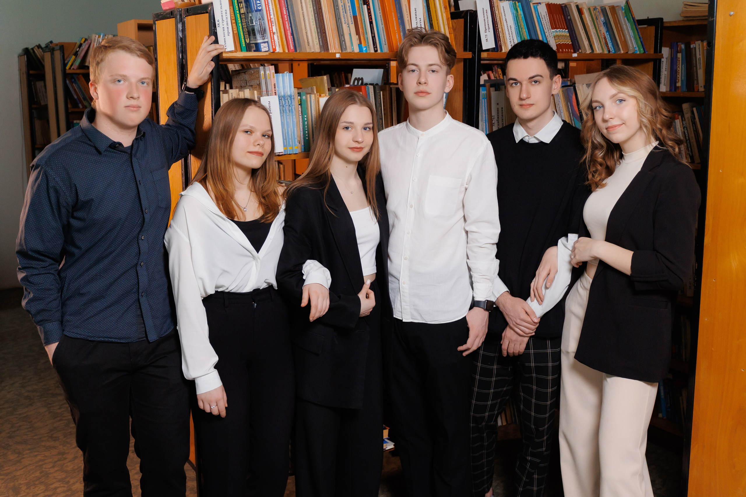 Выпускные Альбомы. Фотограф видеограф Кирилл Кожуков