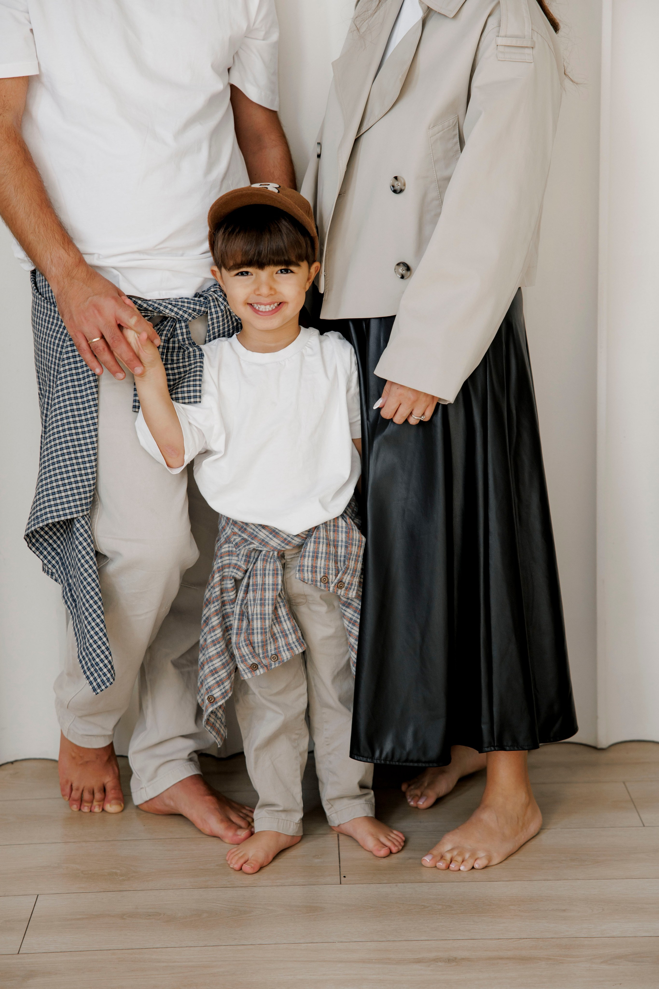 Family photoshoot inside the studio. Wedding and family photographer