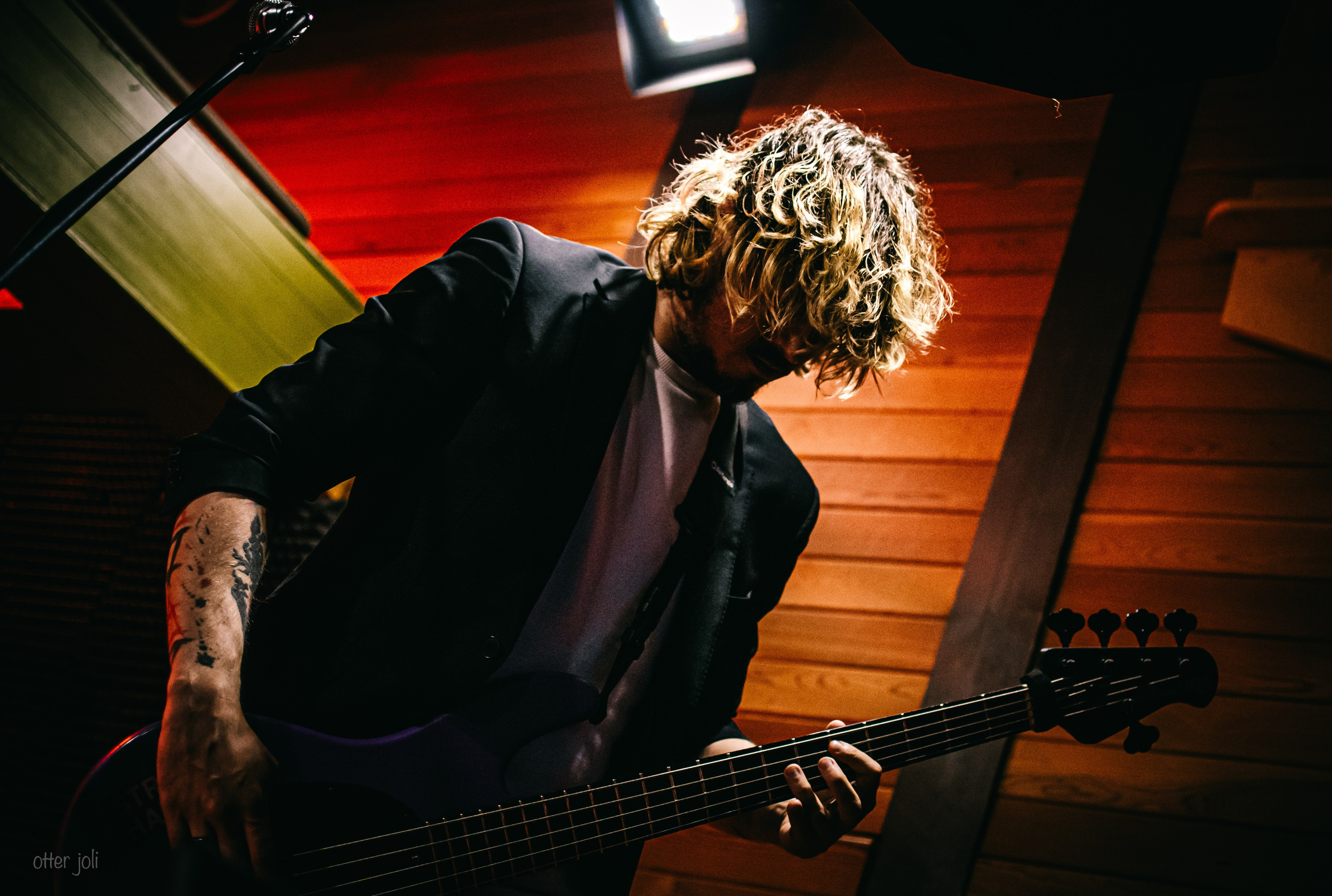 Голова Муэссы | Китайский лётчик Джао Да. Концертный репортёр Валерия Сафина