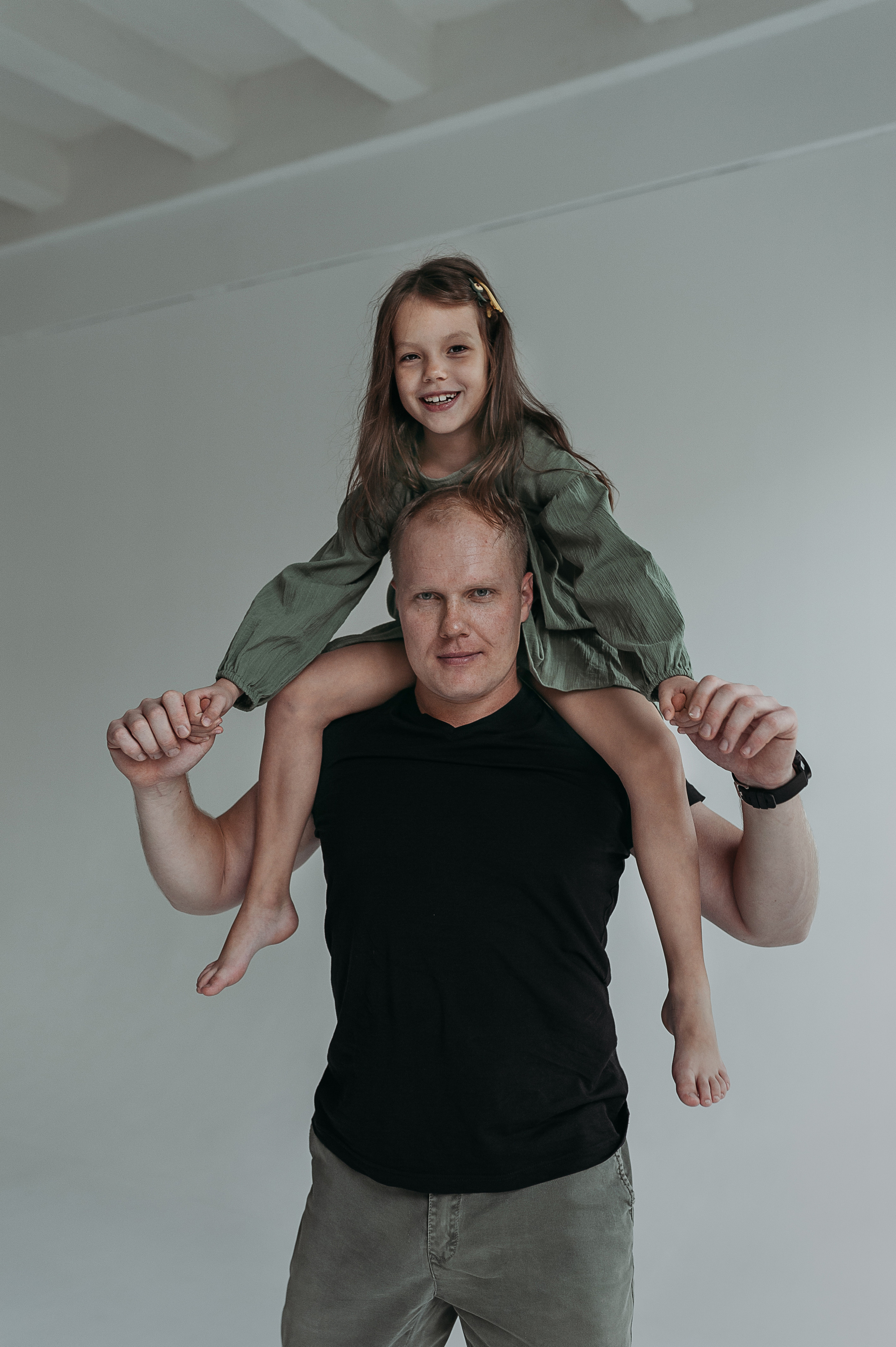 Аня, Иван, Оксана. Www.ostermiller.ru