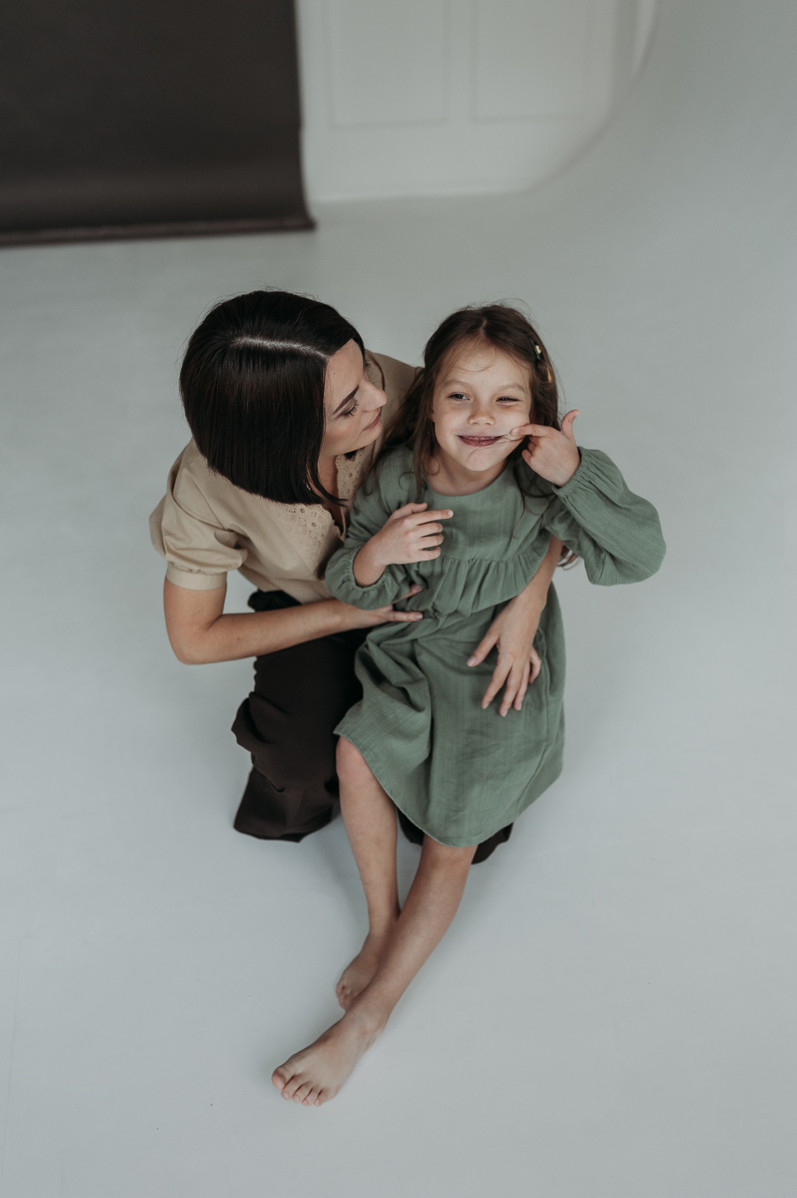 Аня, Иван, Оксана. Www.ostermiller.ru