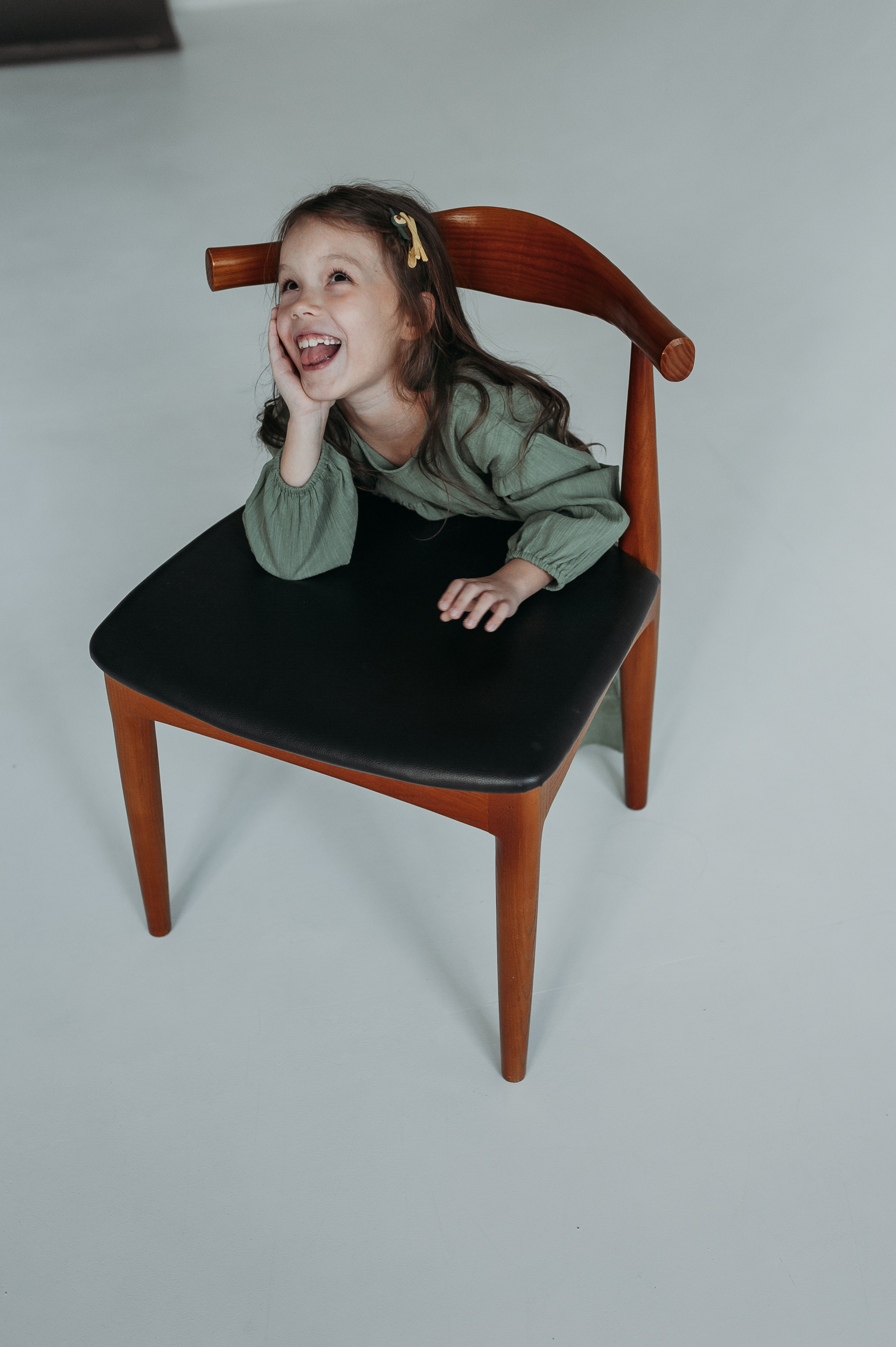 Аня, Иван, Оксана. Www.ostermiller.ru