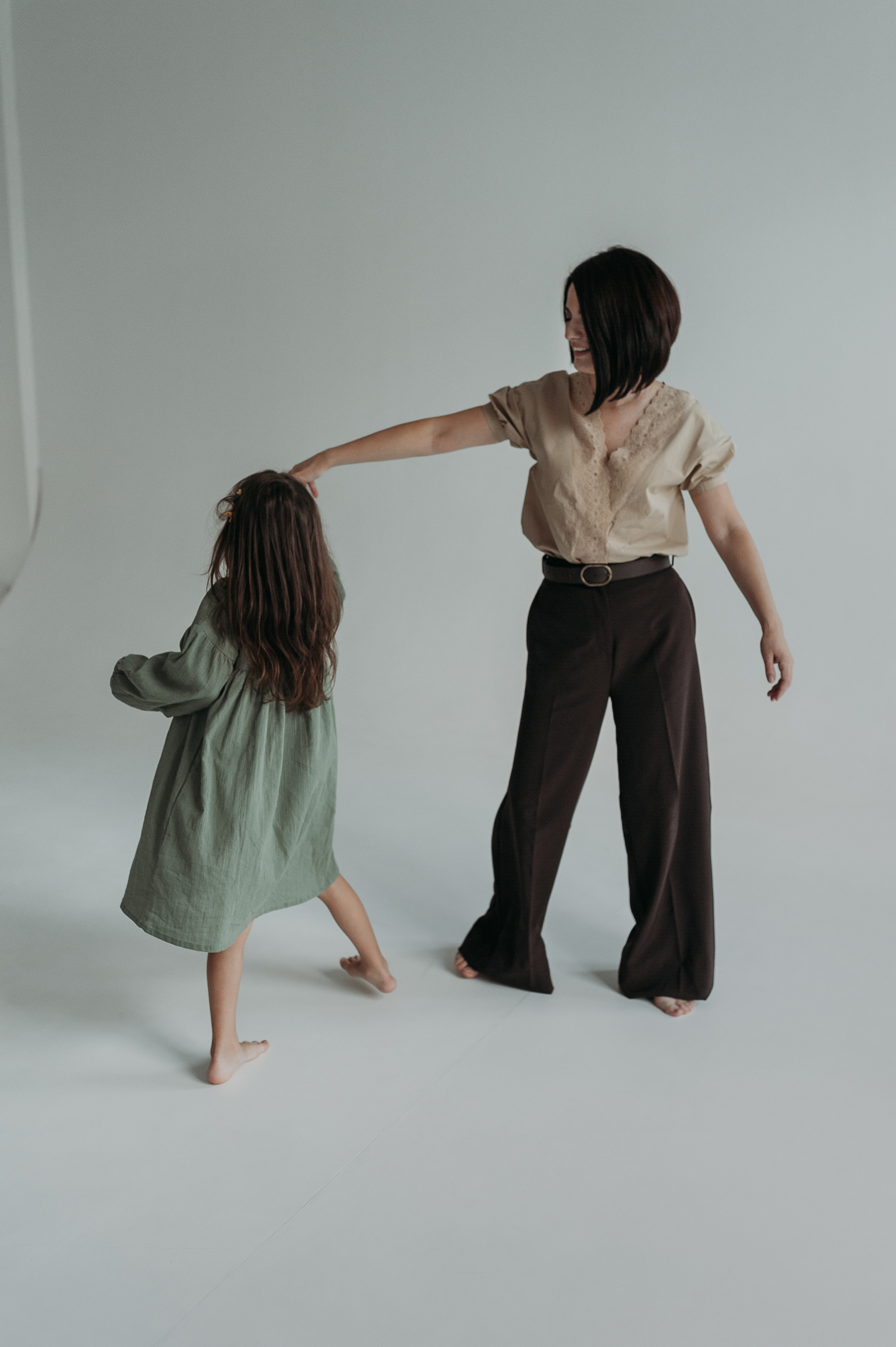 Аня, Иван, Оксана. Www.ostermiller.ru