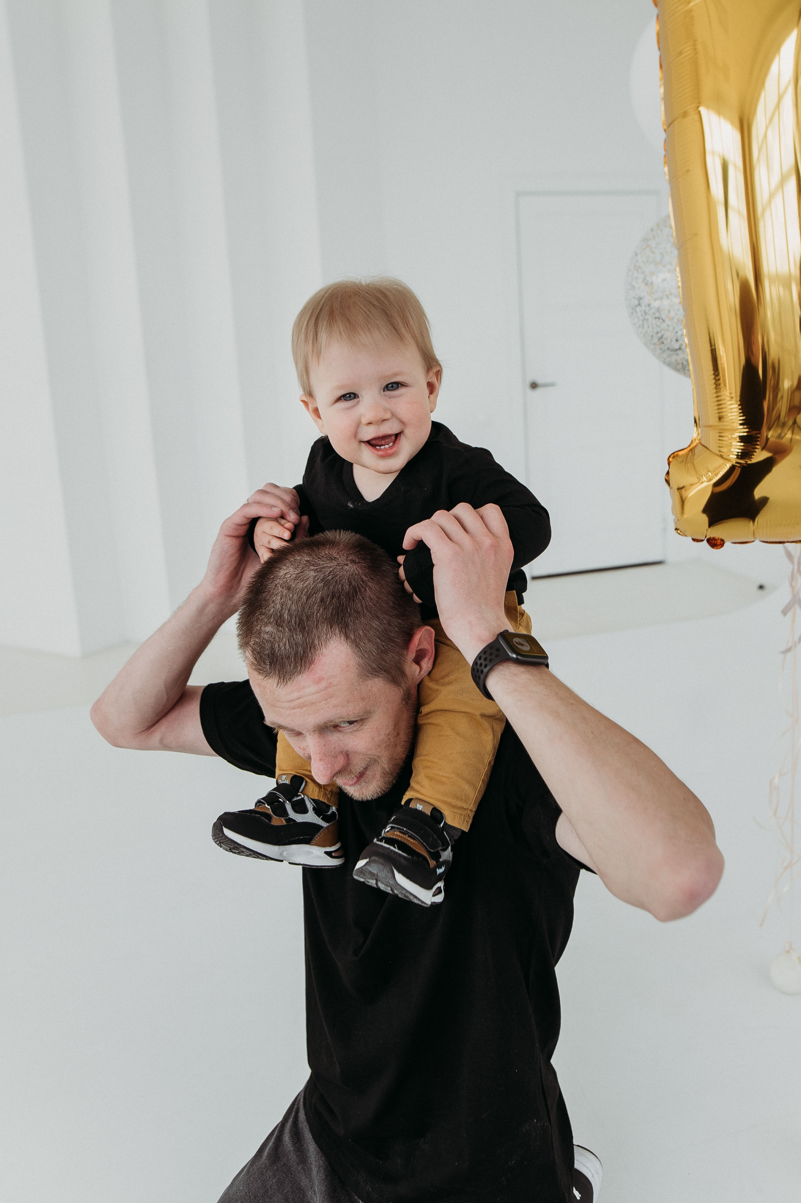 Аня, Вася, Миша. Www.ostermiller.ru