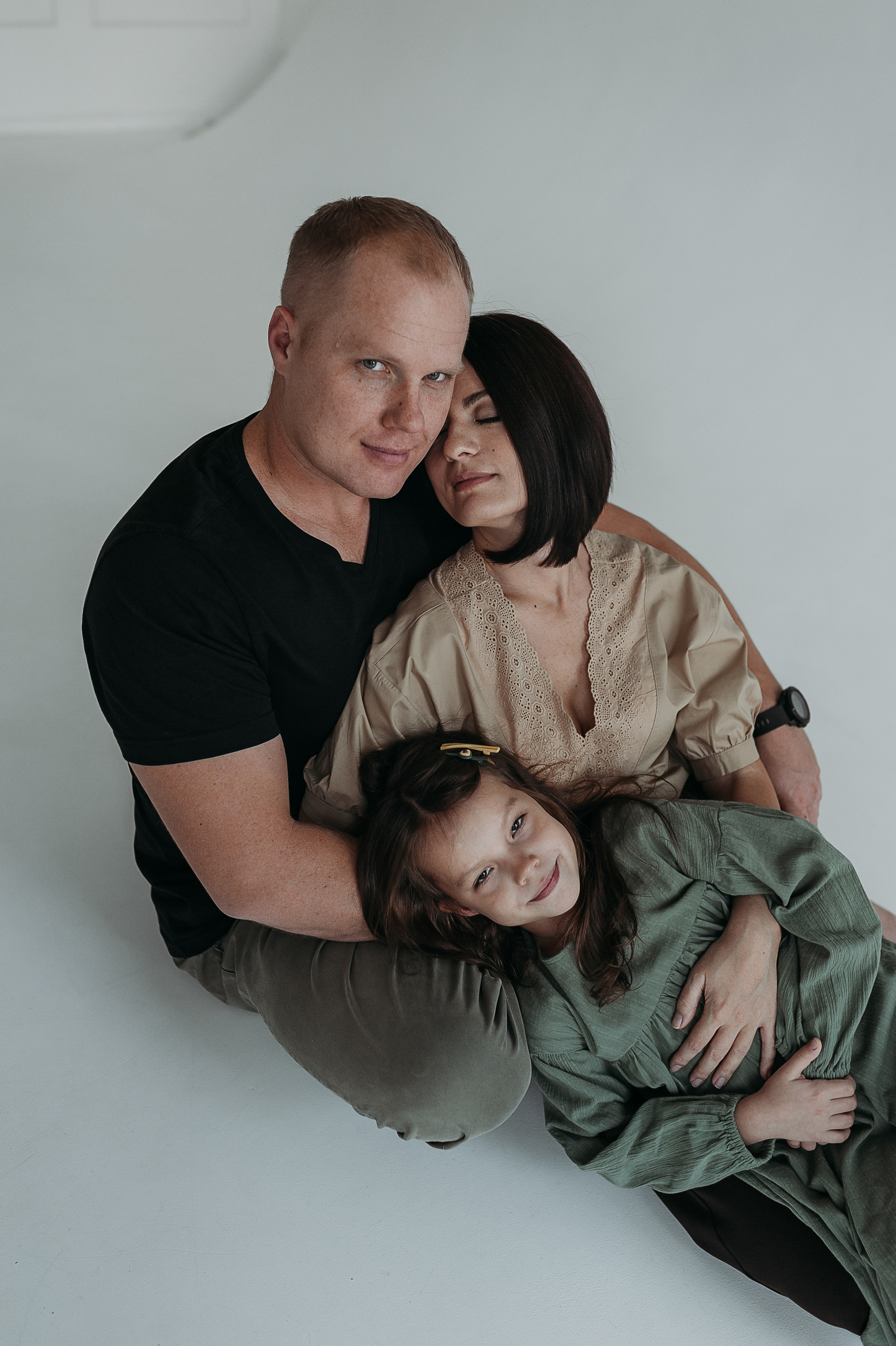 Аня, Иван, Оксана. Www.ostermiller.ru