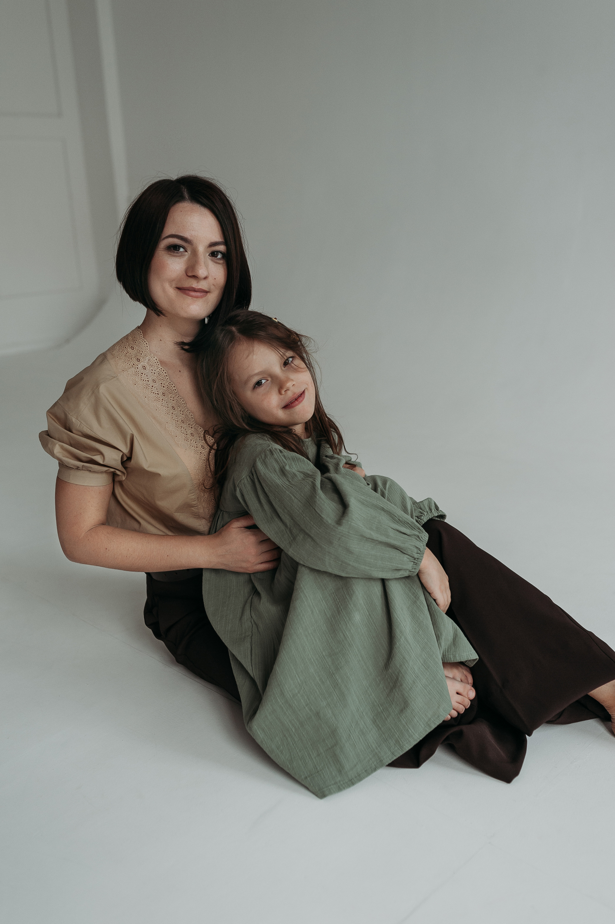 Аня, Иван, Оксана. Www.ostermiller.ru