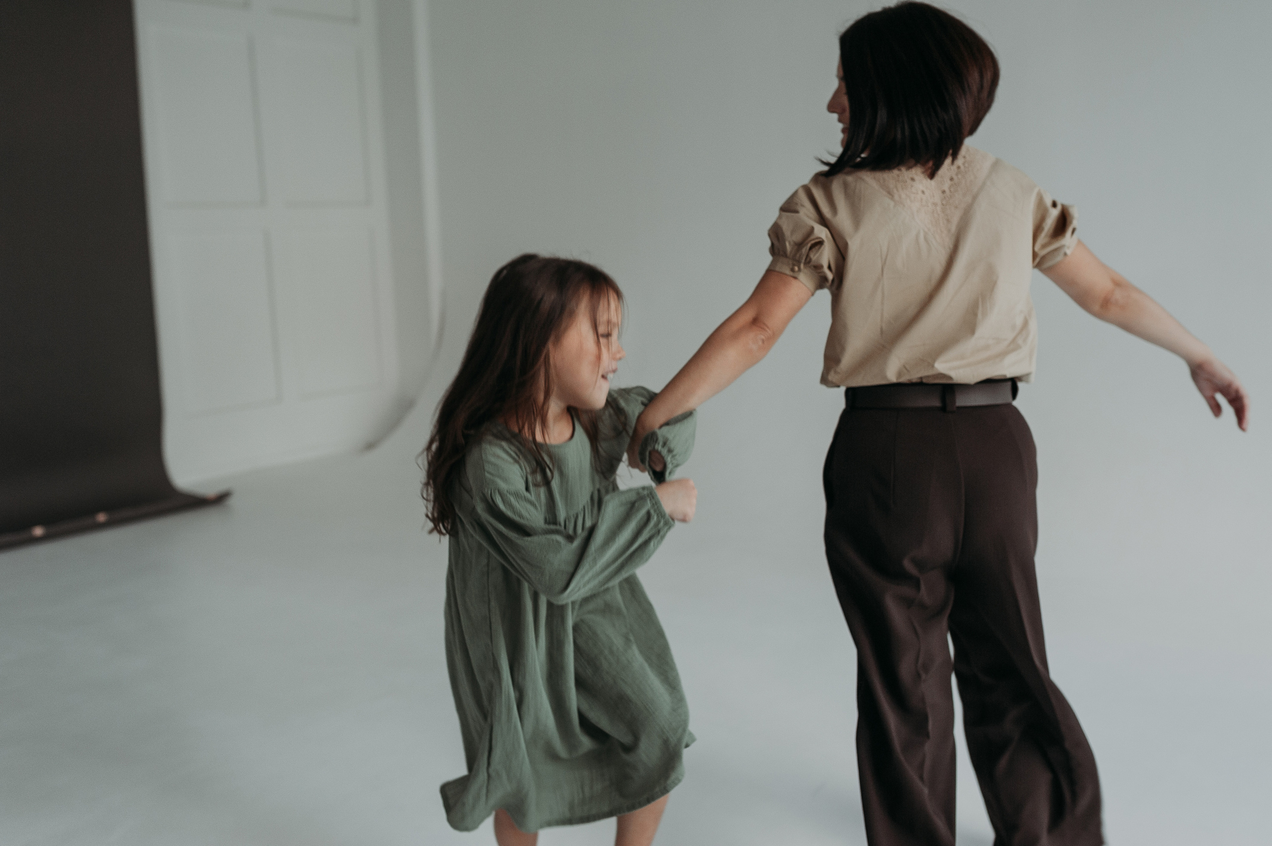 Аня, Иван, Оксана. Www.ostermiller.ru