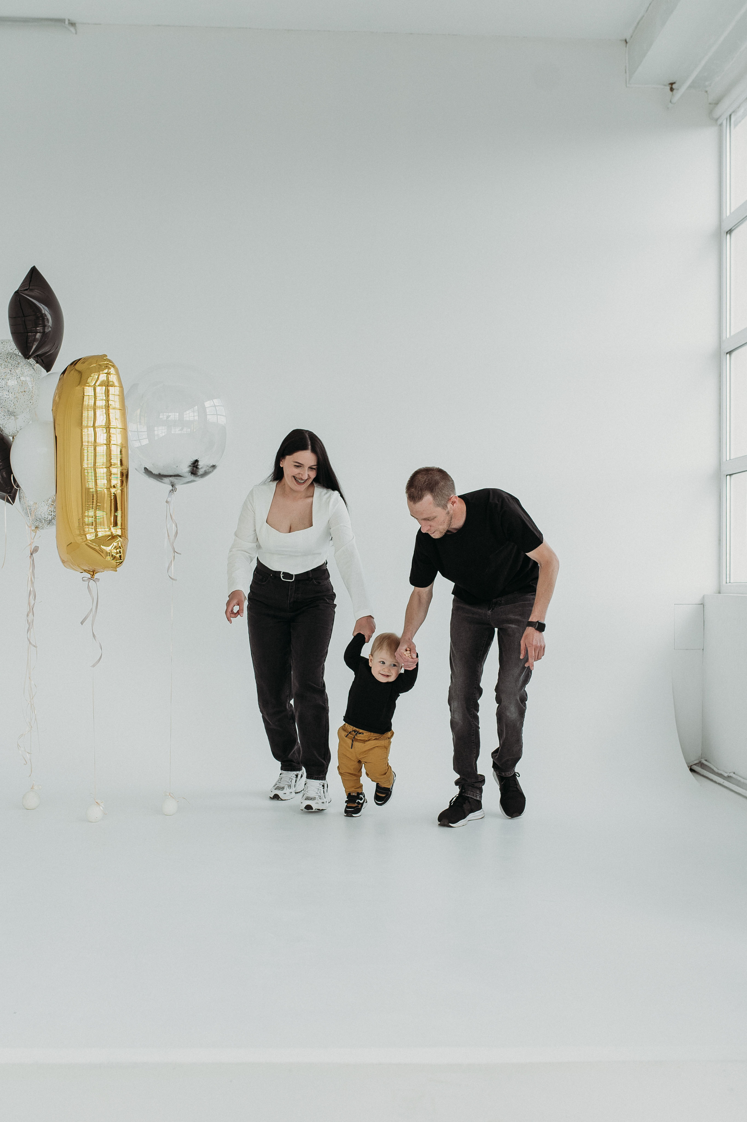 Аня, Вася, Миша. Www.ostermiller.ru