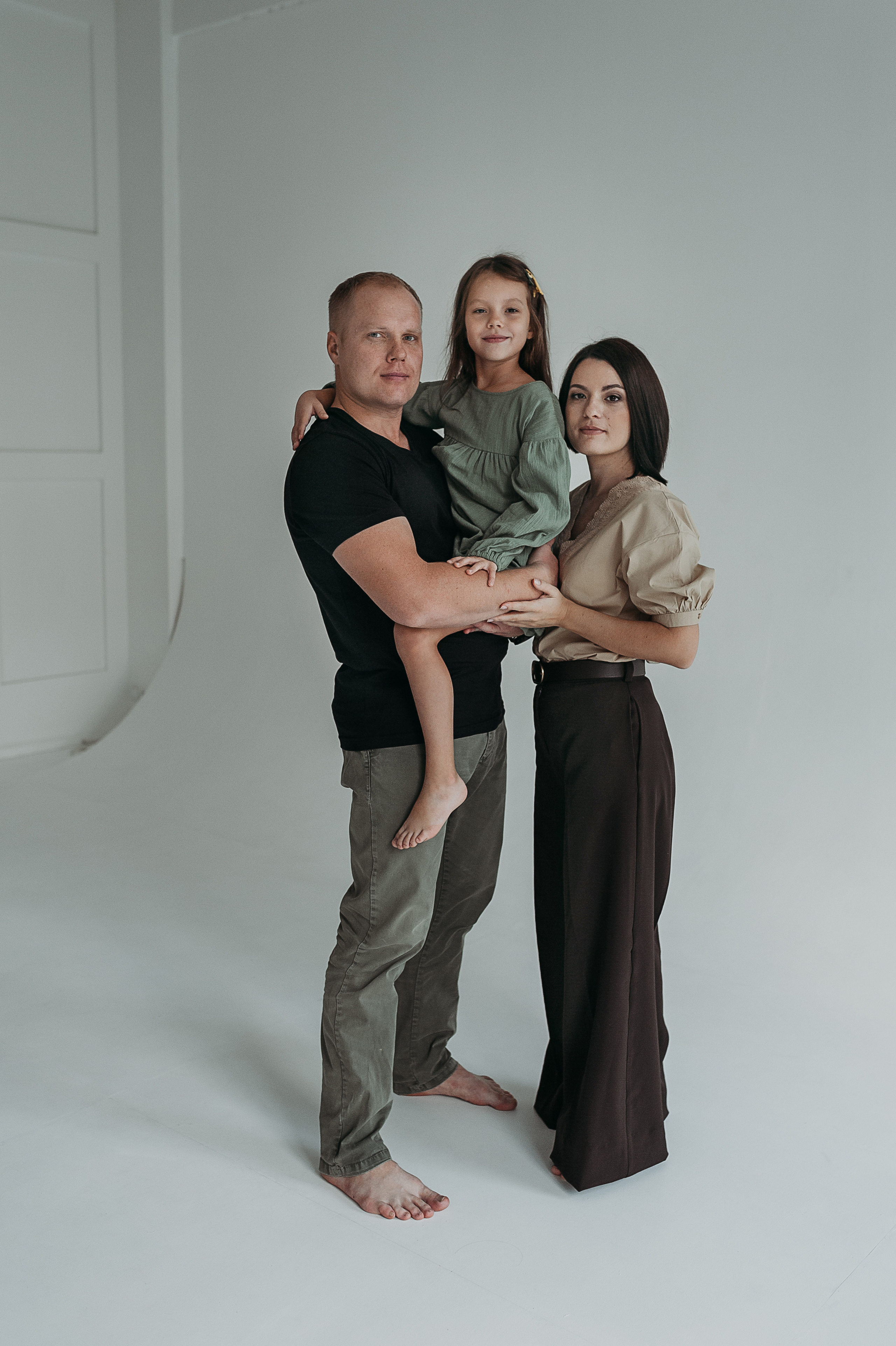 Аня, Иван, Оксана. Www.ostermiller.ru