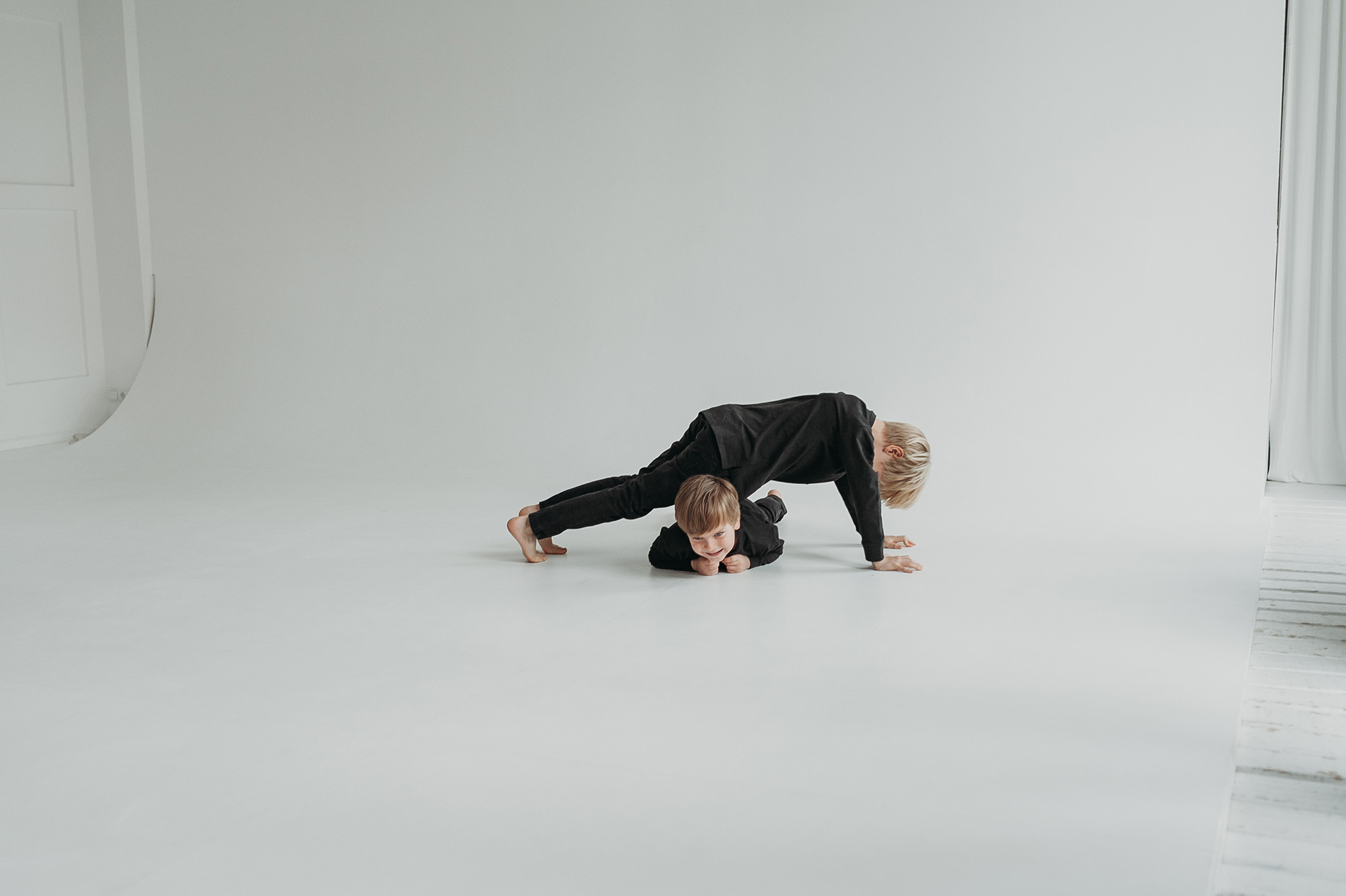 Катя, Женя и дети. Www.ostermiller.ru