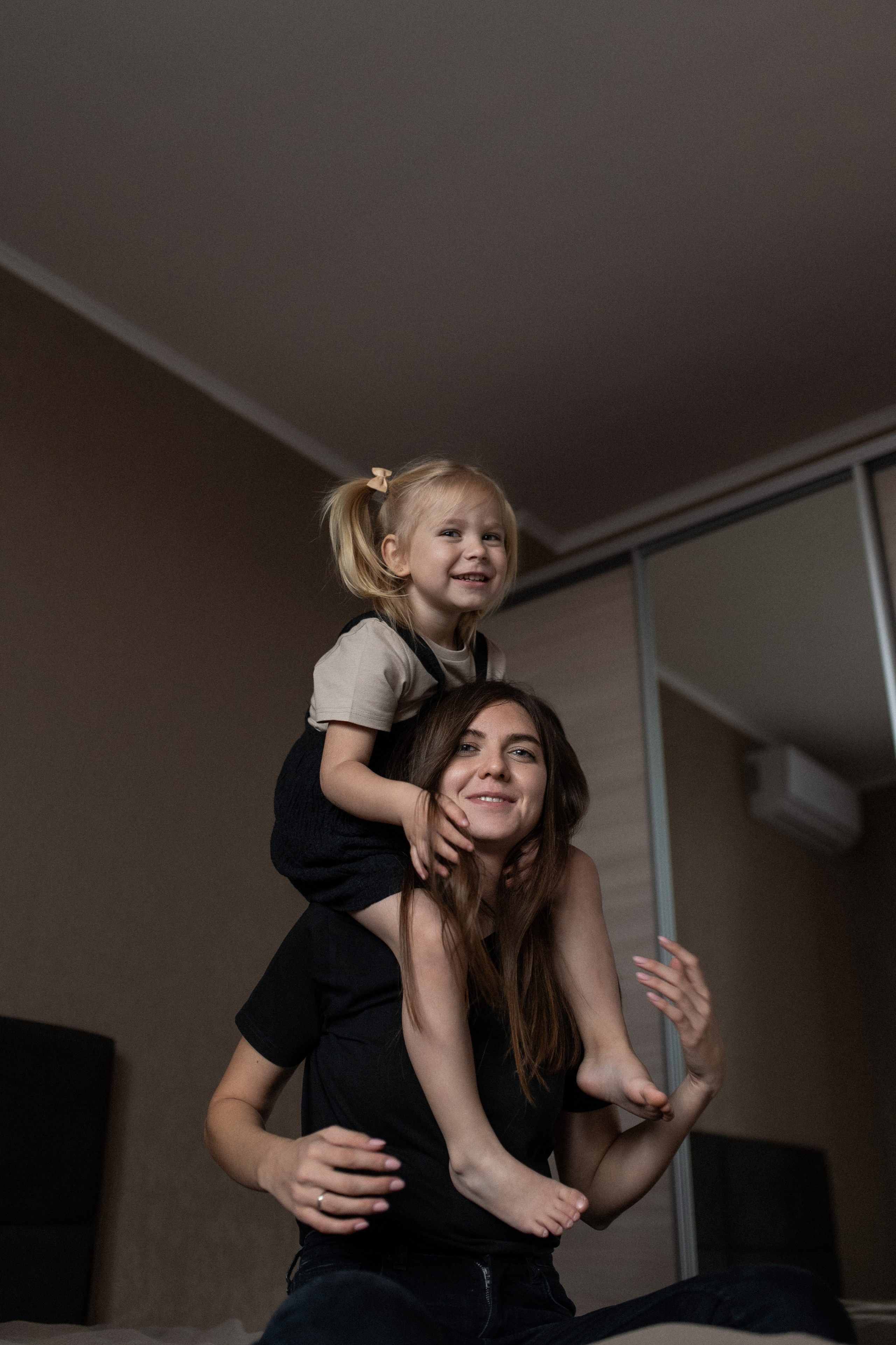 Лера, Артем, Кристина. Www.ostermiller.ru