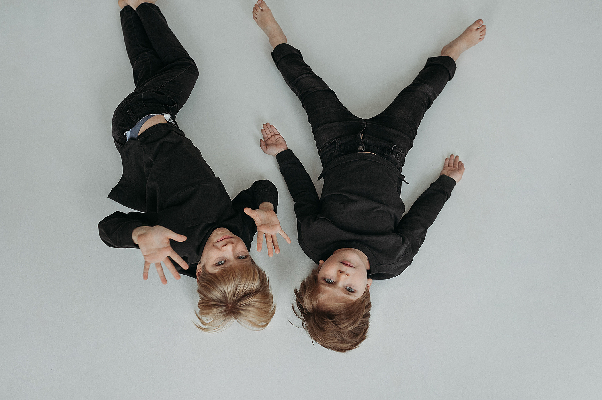 Катя, Женя и дети. Www.ostermiller.ru