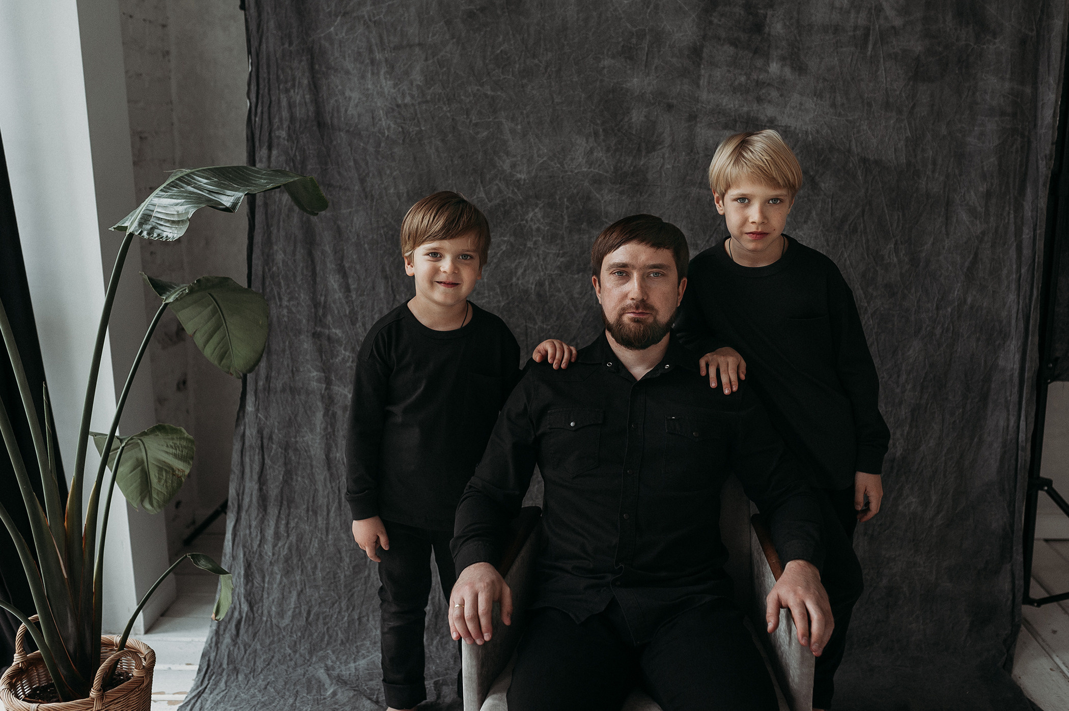 Катя, Женя и дети. Www.ostermiller.ru