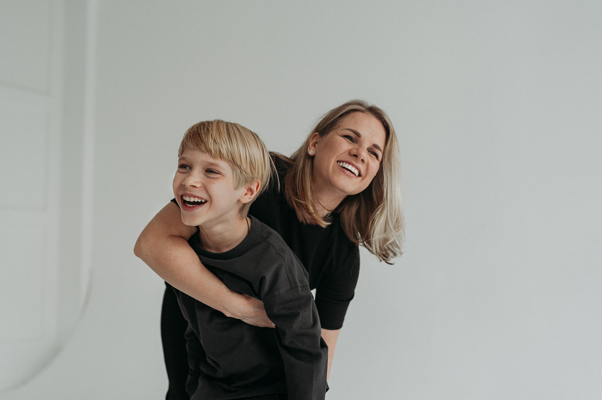 Катя, Женя и дети. Www.ostermiller.ru